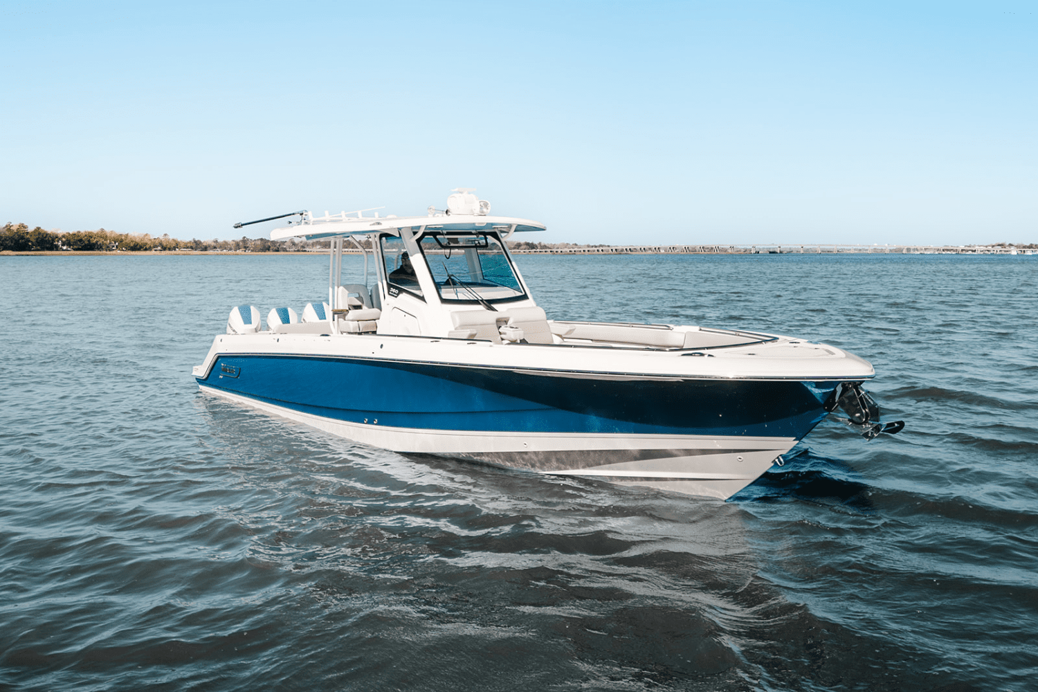 2025 Boston Whaler 360 Outrage Image Thumbnail #4