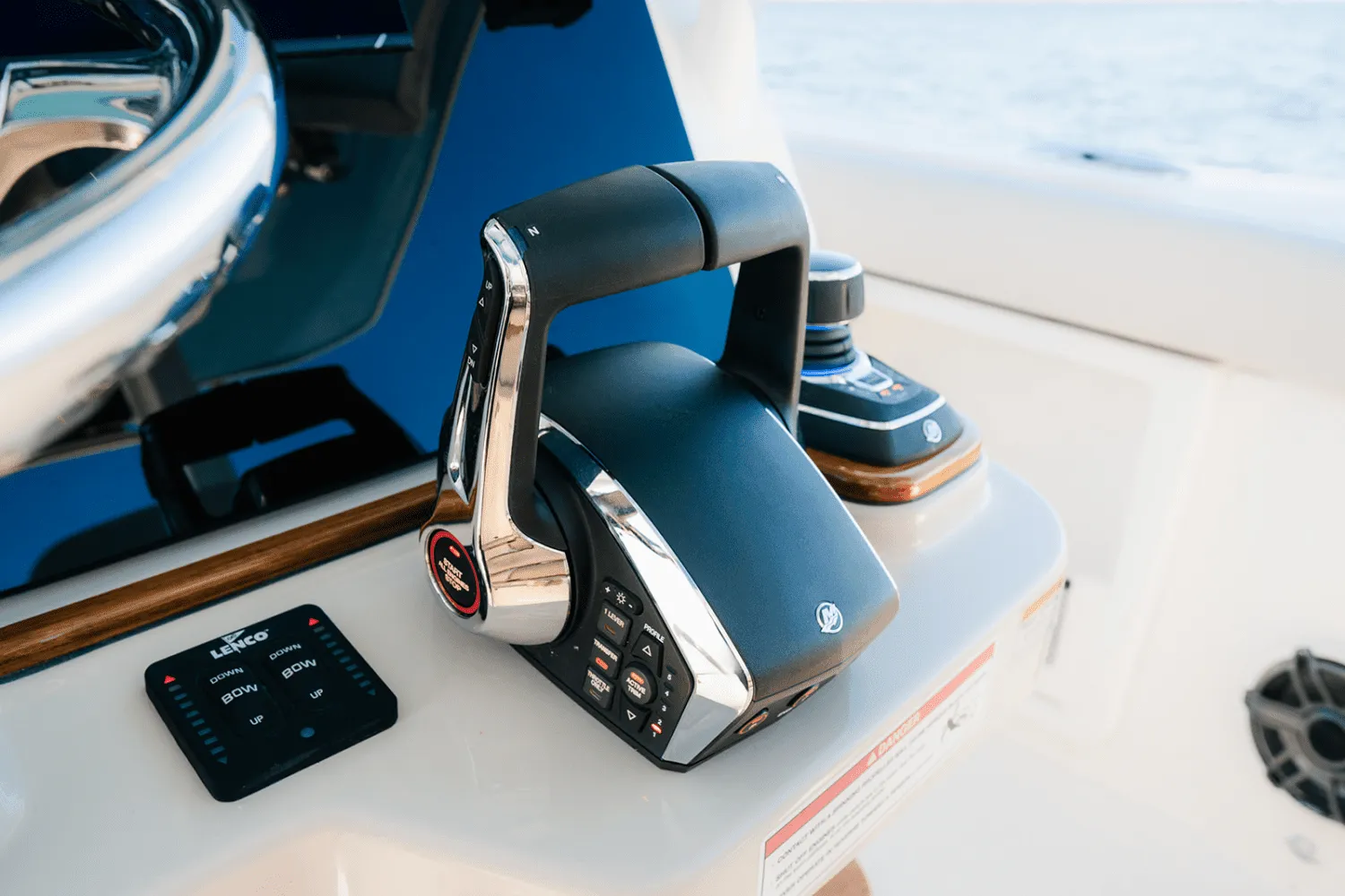 2025 Boston Whaler 360 Outrage Image Thumbnail #17