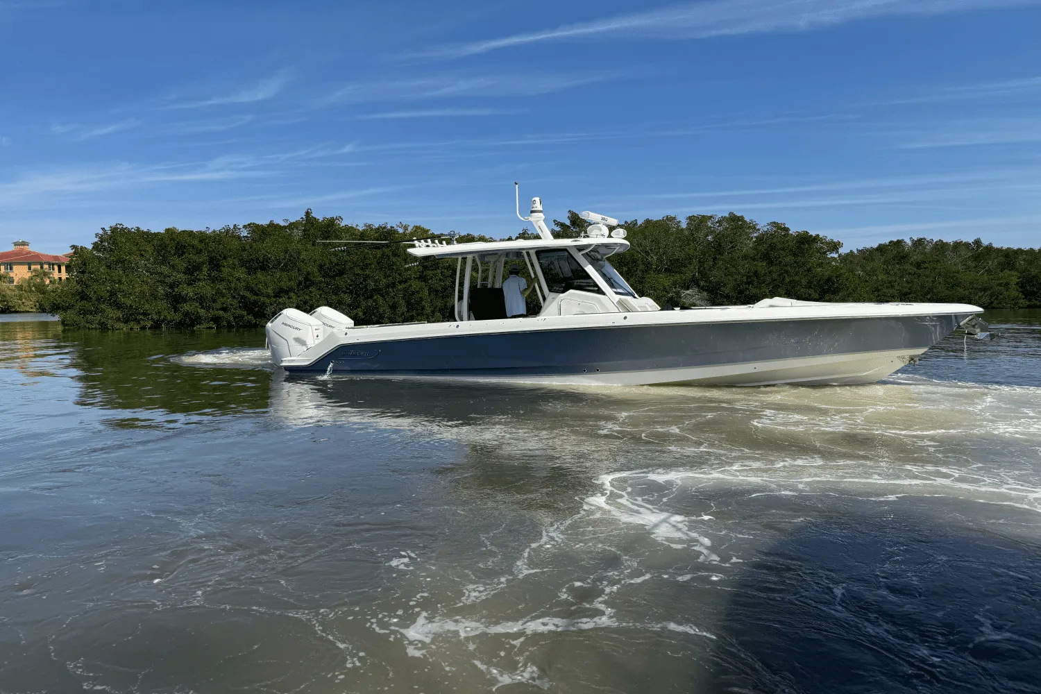 2025 Boston Whaler 360 Outrage Image Thumbnail #11