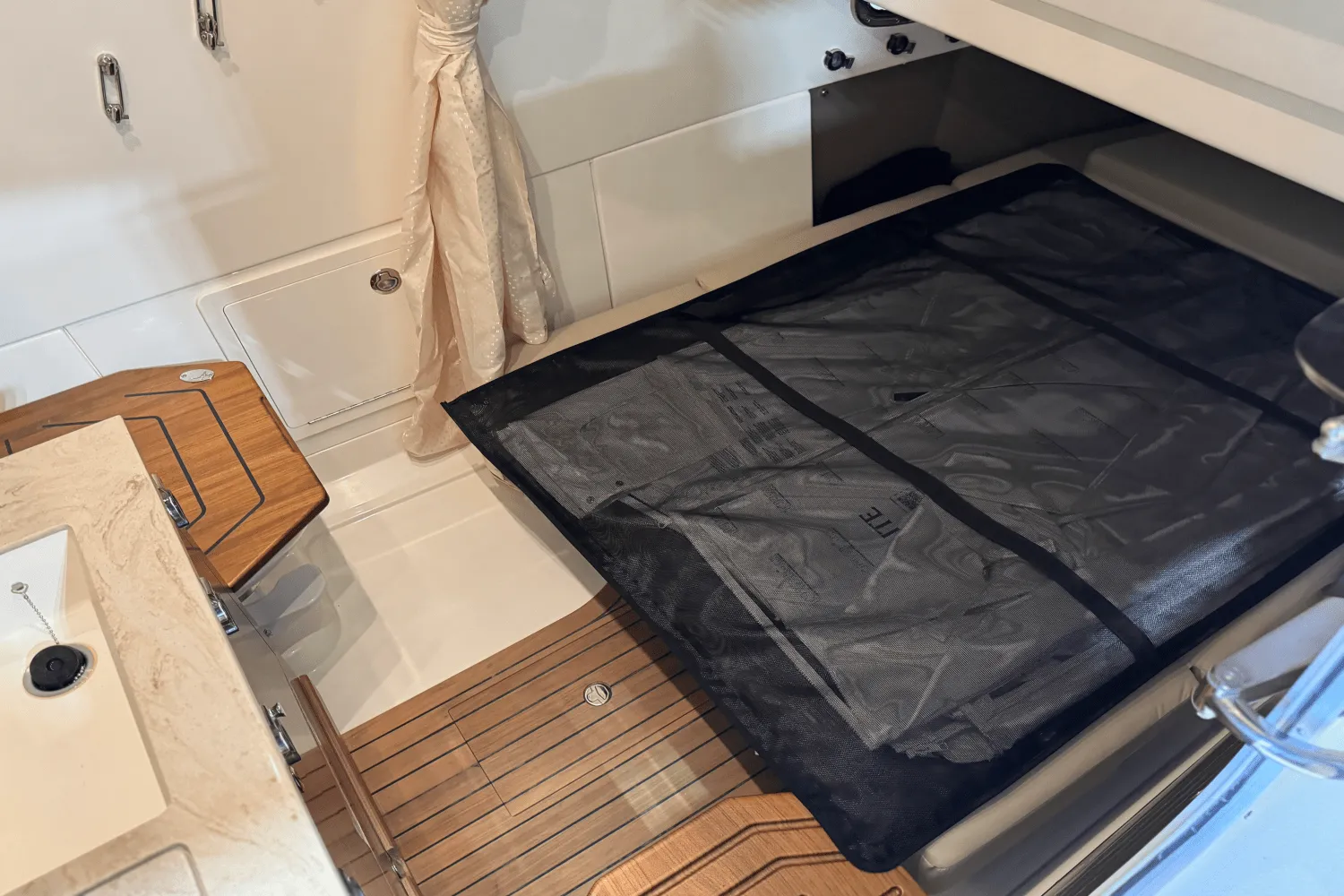 2025 Boston Whaler 360 Outrage Image Thumbnail #34