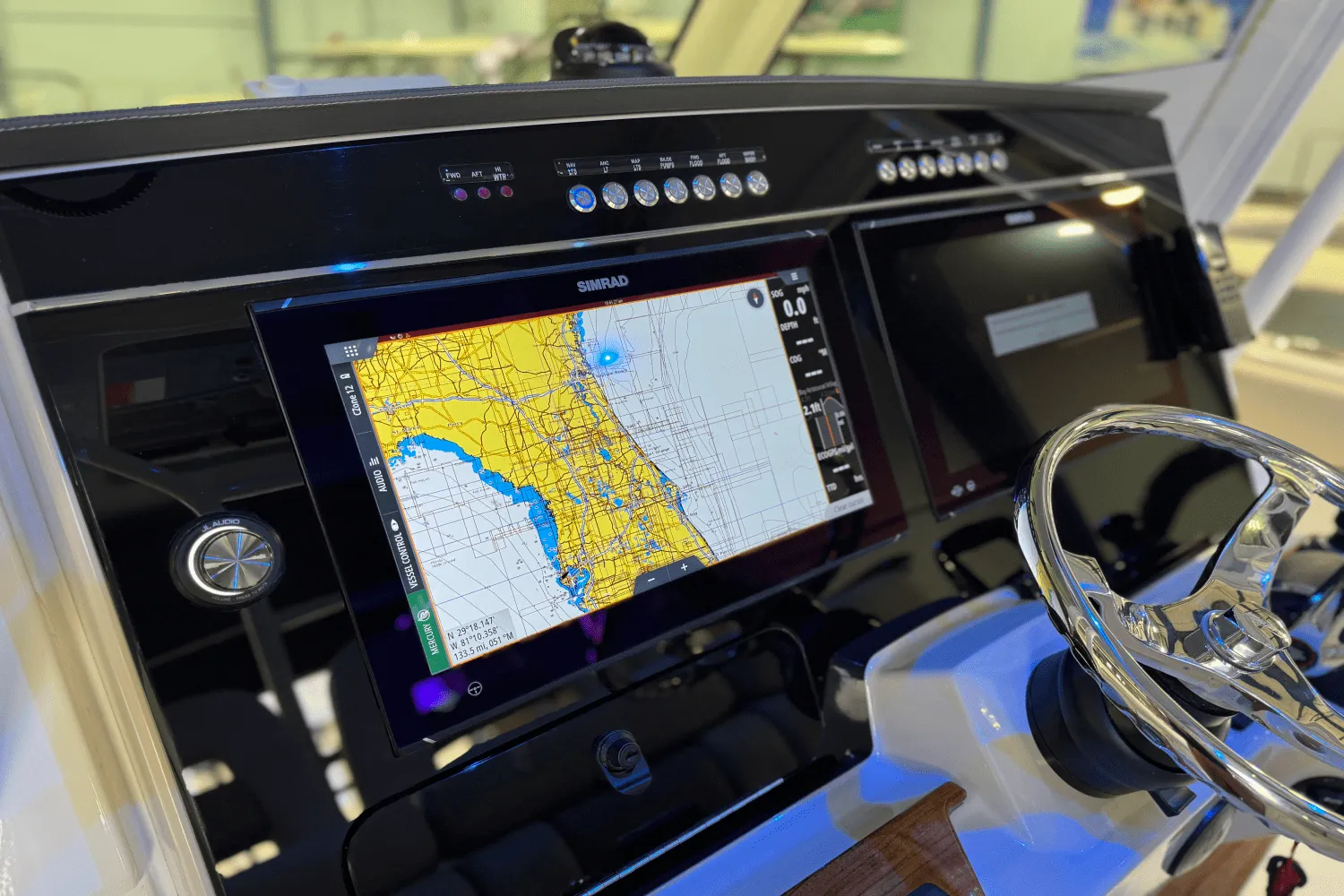 2025 Boston Whaler 360 Outrage Image Thumbnail #24