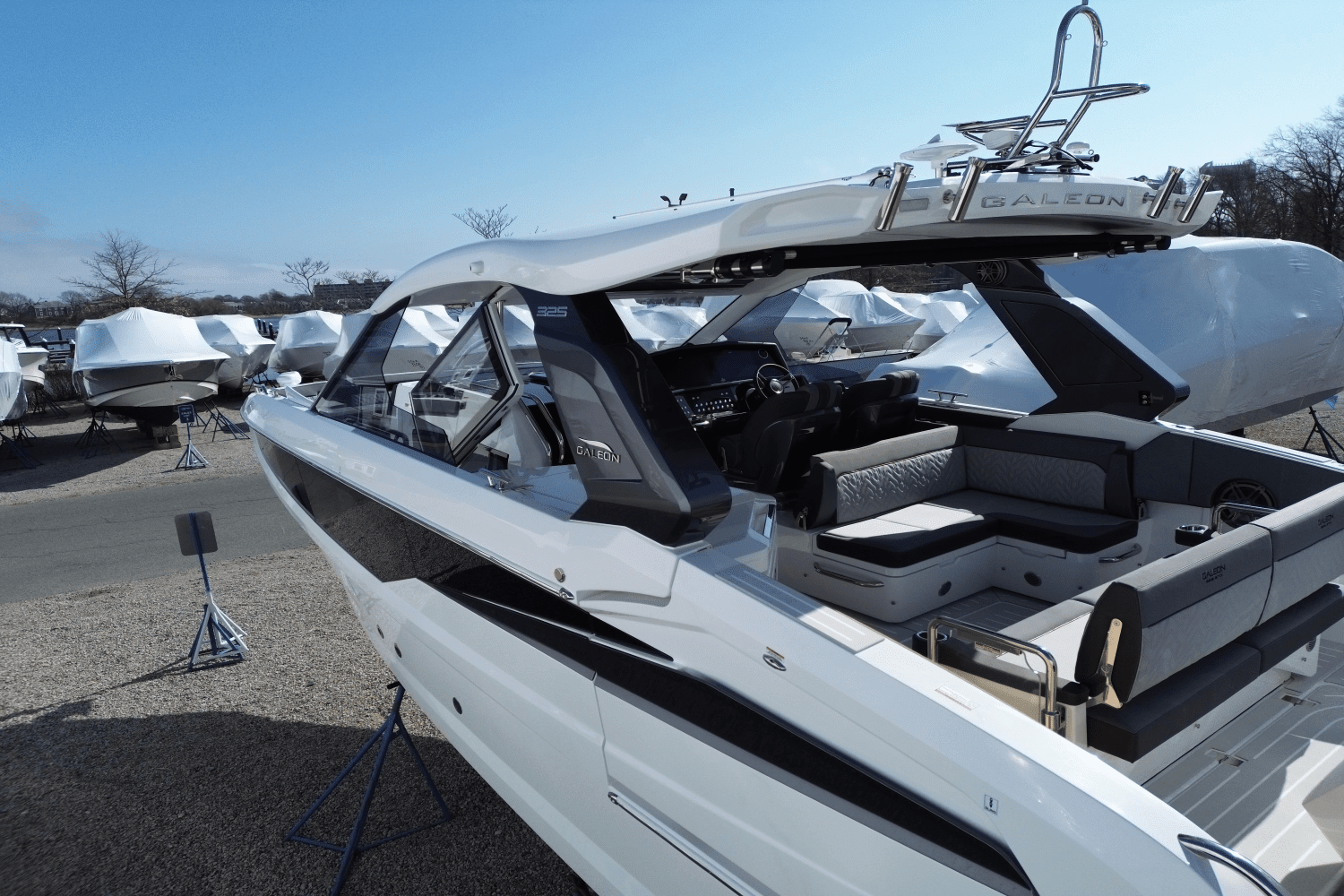 2025 Galeon 325 GTO Image Thumbnail #8