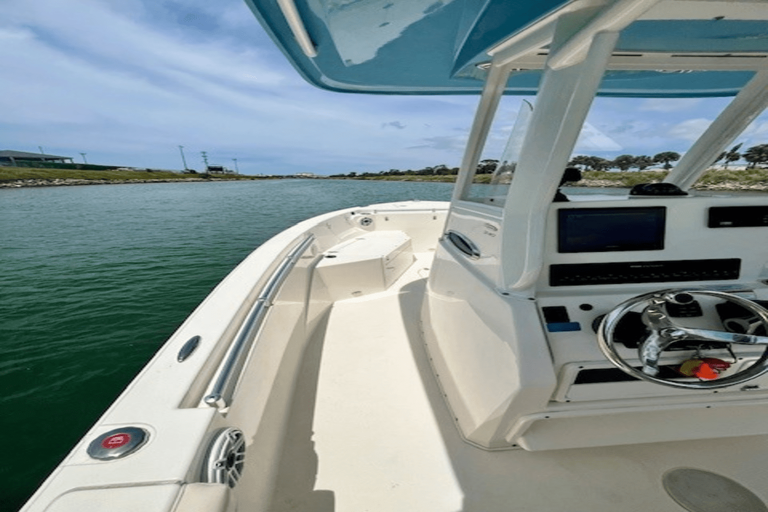 2020 Cobia 240 CENTER CONSOLE Image Thumbnail #12