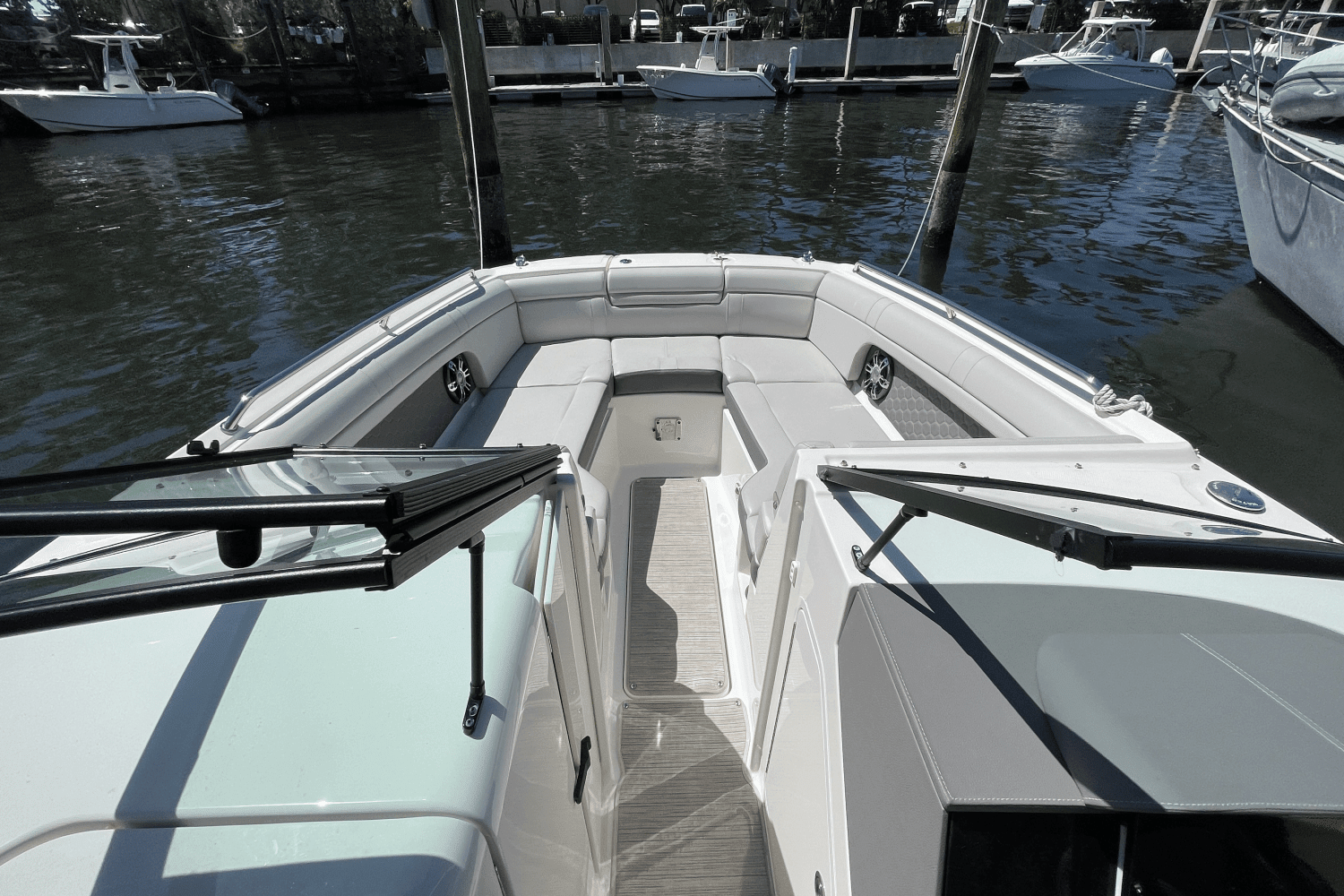 2020 Sea Ray 270 SDX OUTBOARD Image Thumbnail #45