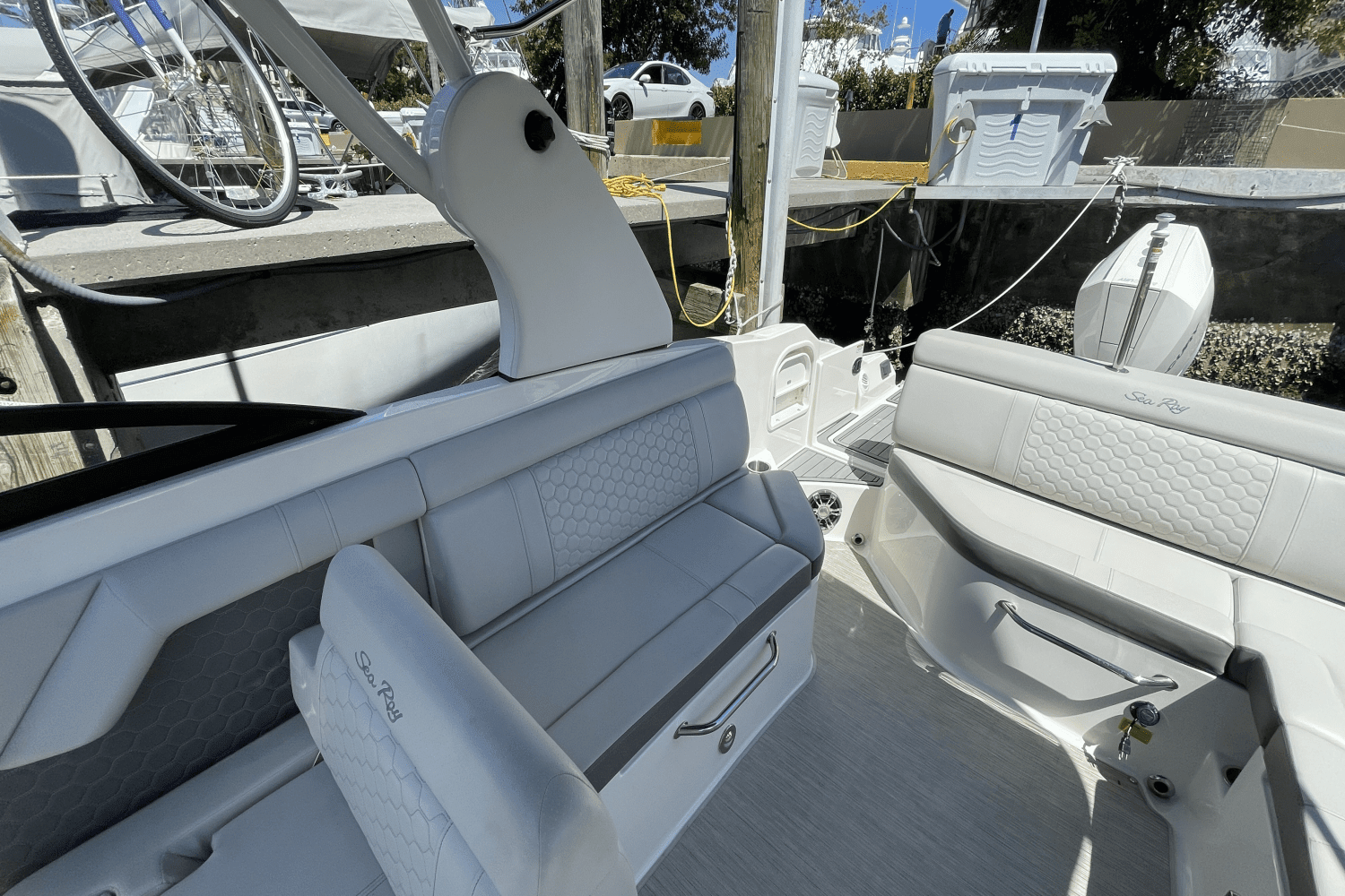 2020 Sea Ray 270 SDX OUTBOARD Image Thumbnail #26