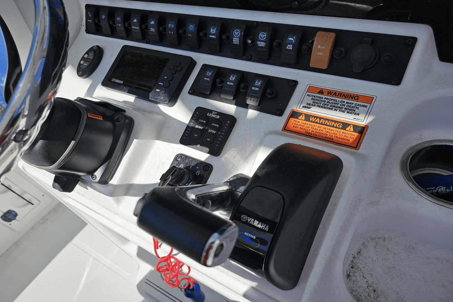 2019 Sea Hunt
                                                             BX 25 FS Image Thumbnail #20