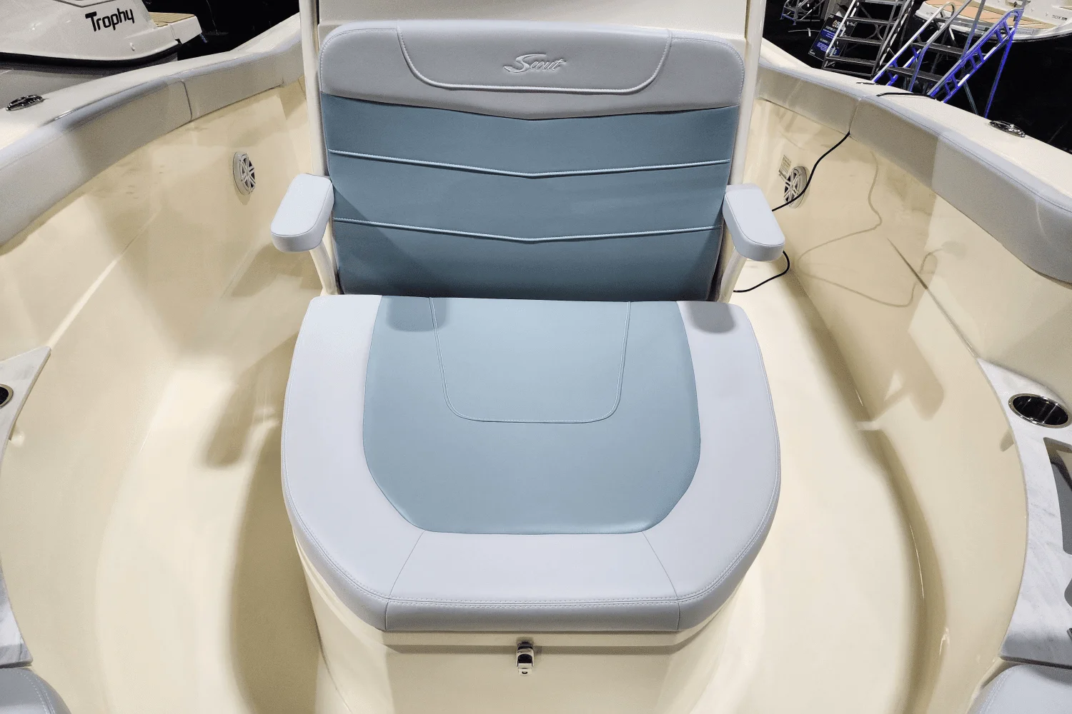 2025 Scout 240 XSF Image Thumbnail #6