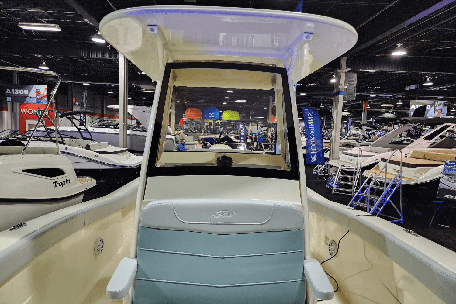 2025 Scout 240 XSF Image Thumbnail #7