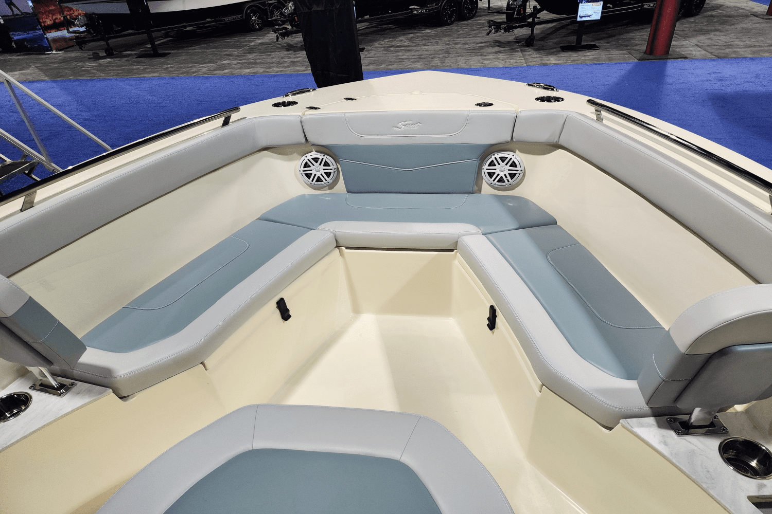 2025 Scout 240 XSF Image Thumbnail #4