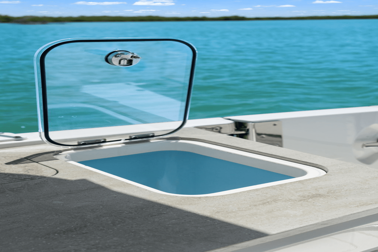 2019 Boston Whaler 320 VANTAGE Image Thumbnail #36