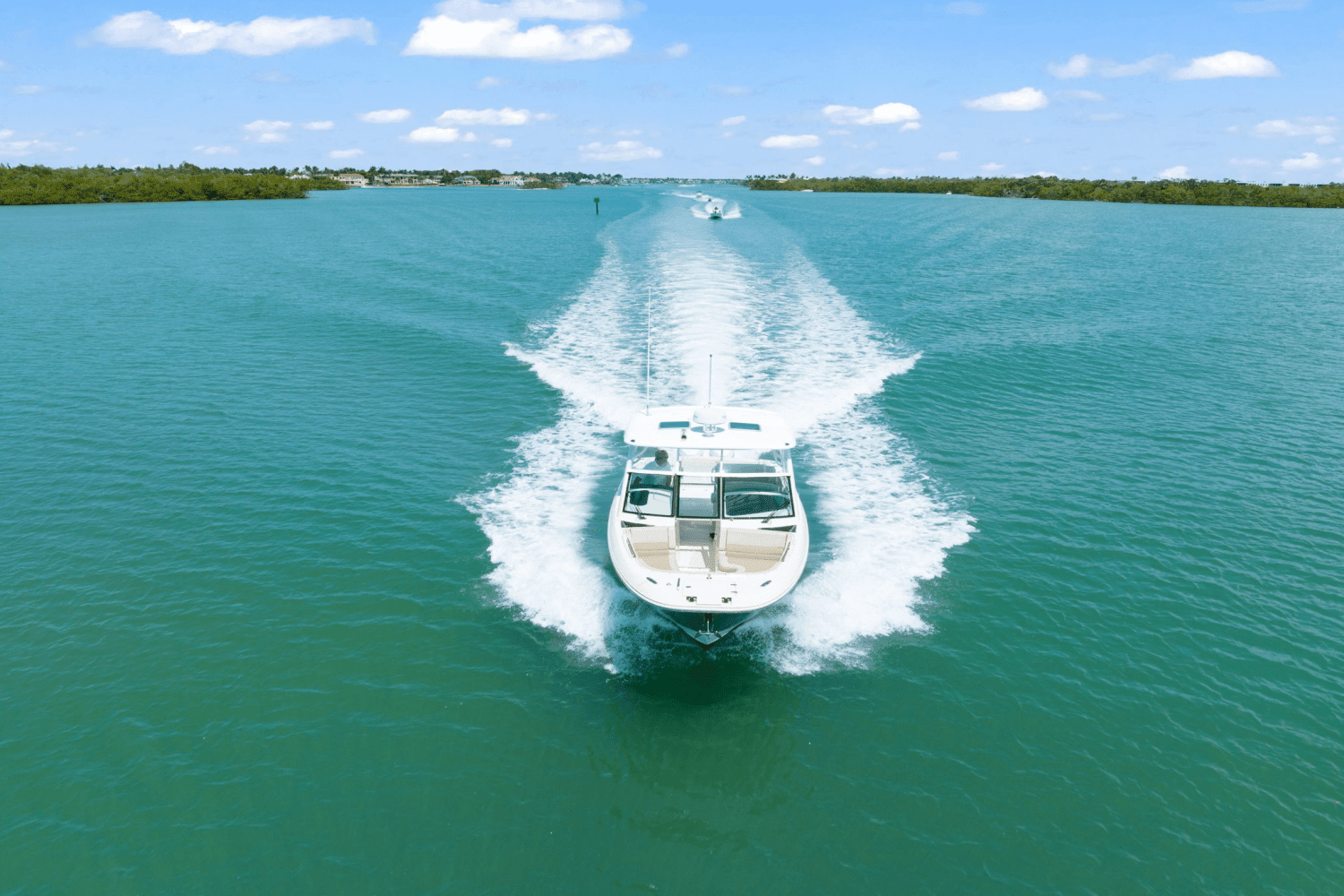 Thumbnail 4 for 2019 Boston Whaler 320 VANTAGE