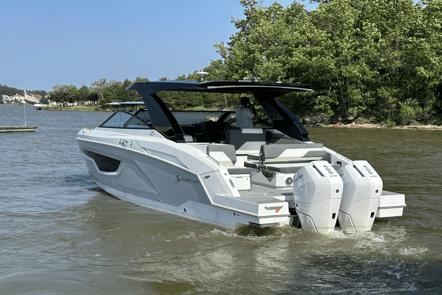 Thumbnail 2 for 2024 Cruisers Yachts 34 GLS Outboard