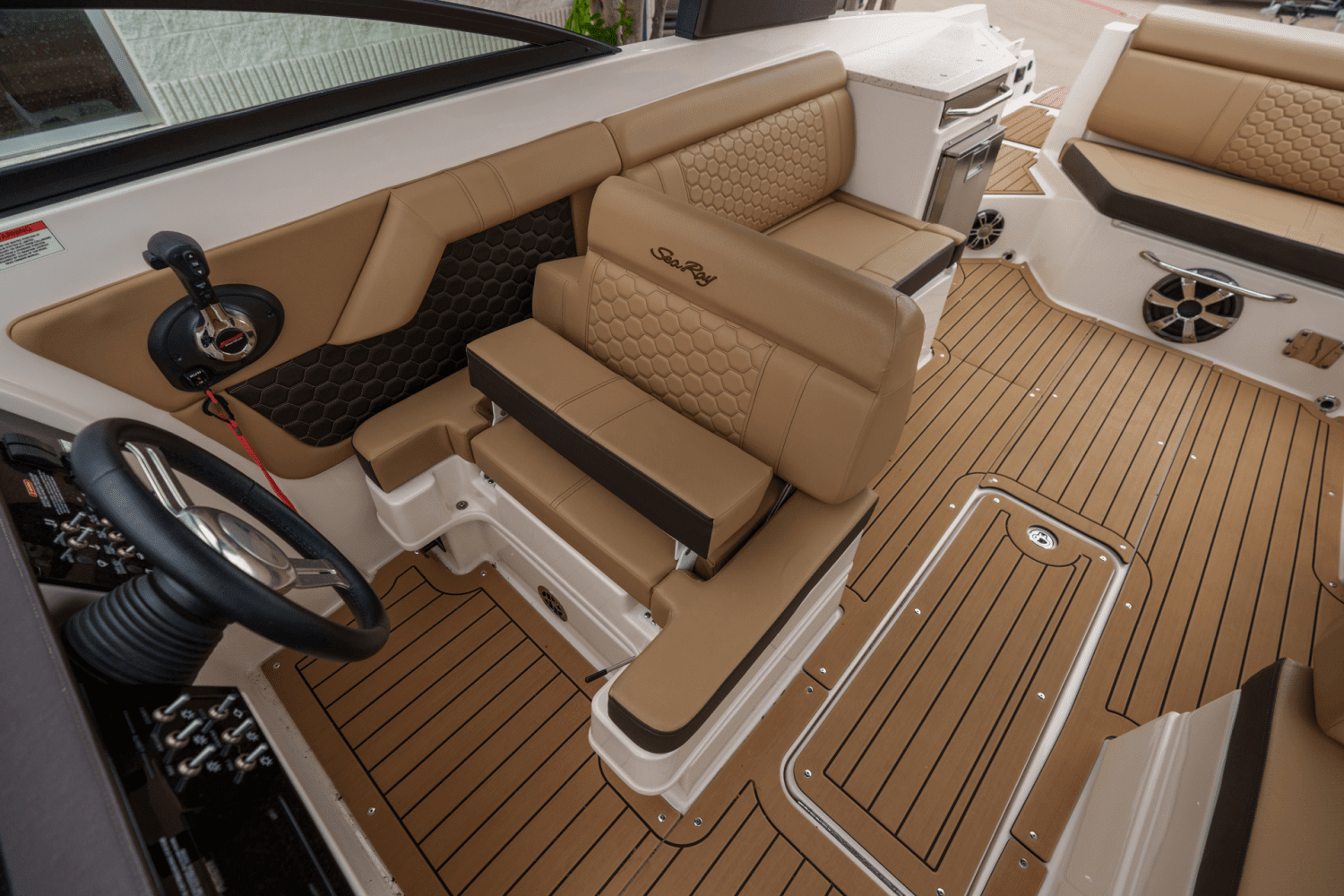 2019 Sea Ray 290 SDX Image Thumbnail #13