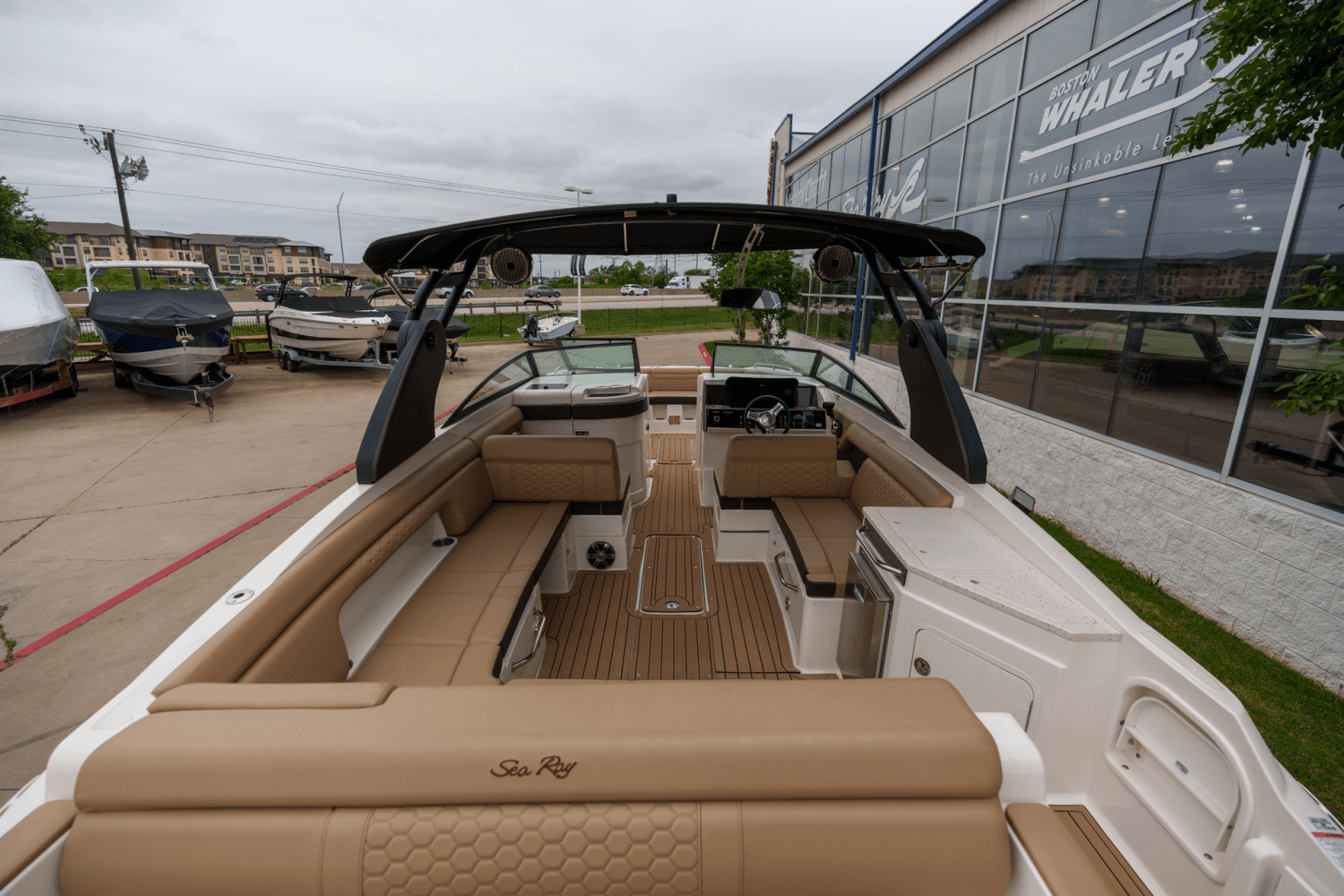 2019 Sea Ray 290 SDX Image Thumbnail #3