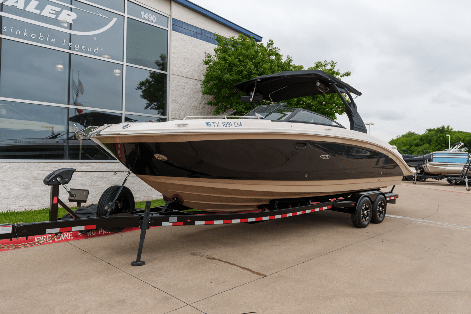 2019 Sea Ray 290 SDX Image Thumbnail #1