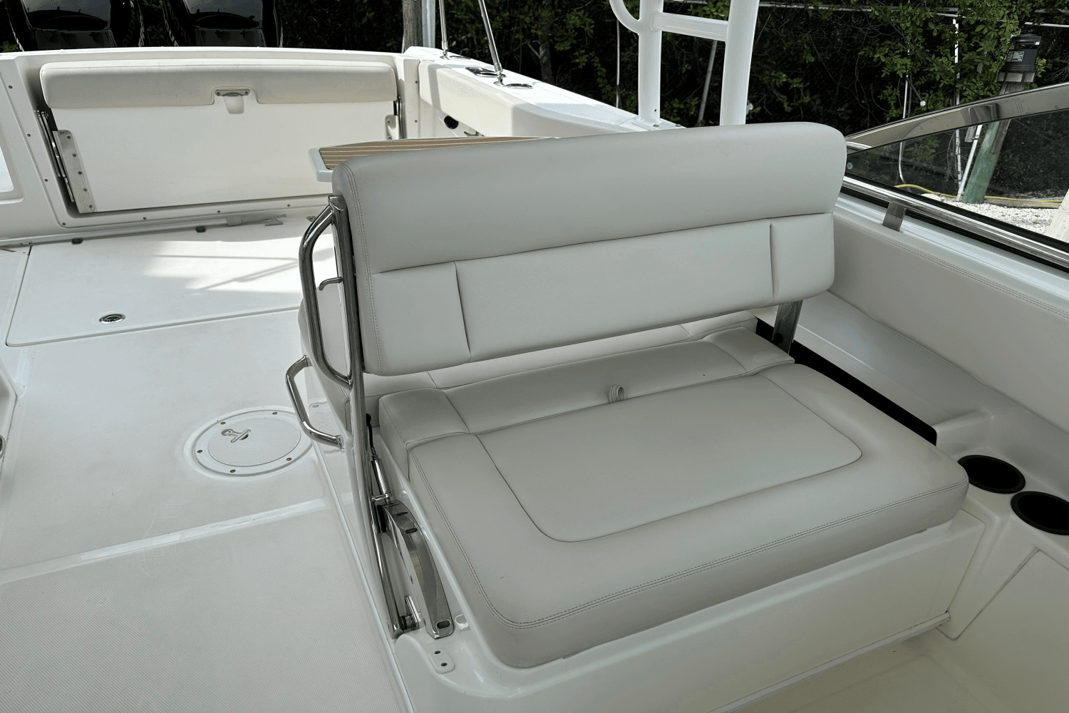 2016 Boston Whaler 270 VANTAGE Image Thumbnail #4