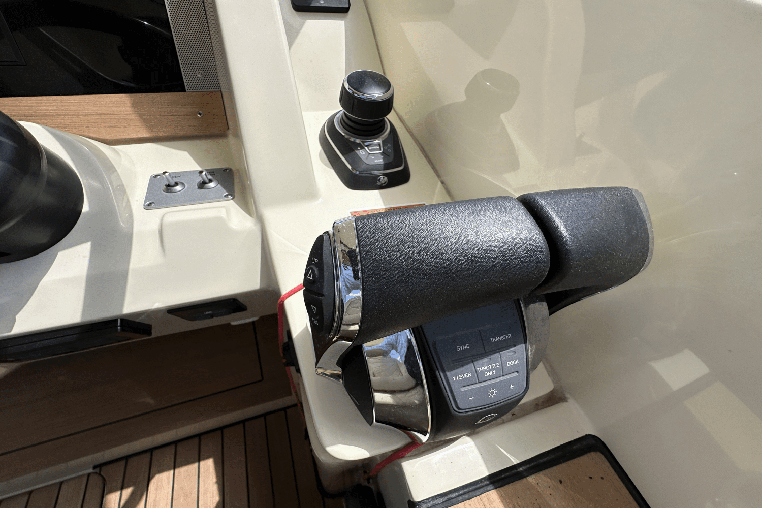 2018 Chris-Craft CALYPSO 30 Image Thumbnail #28