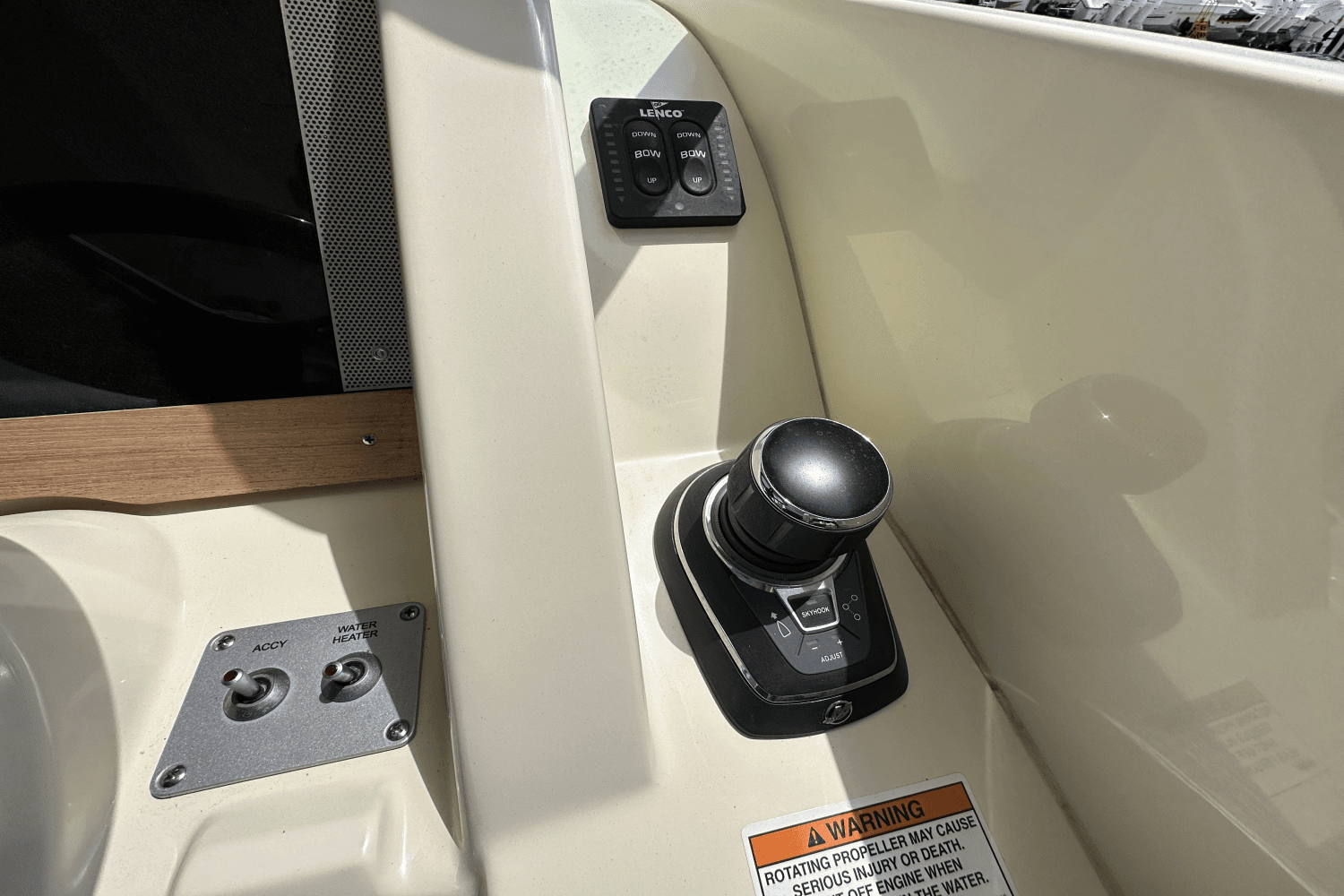 2018 Chris-Craft CALYPSO 30 Image Thumbnail #29