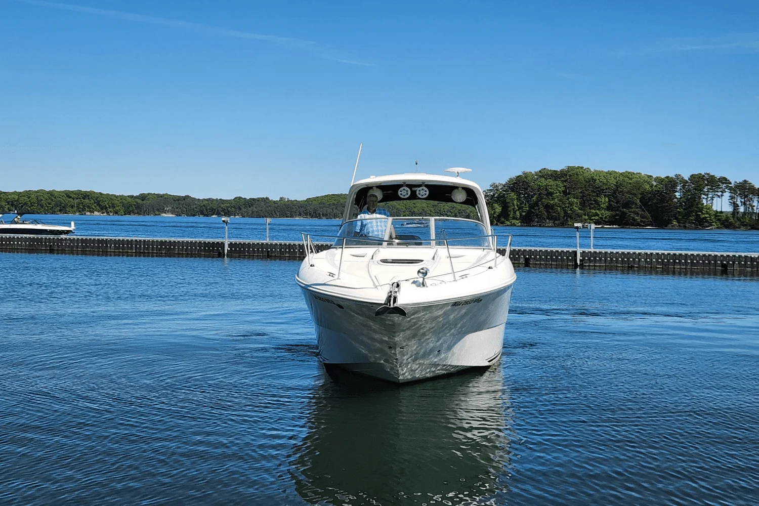 2014 Sea Ray 330 SUNDANCER Image Thumbnail #4