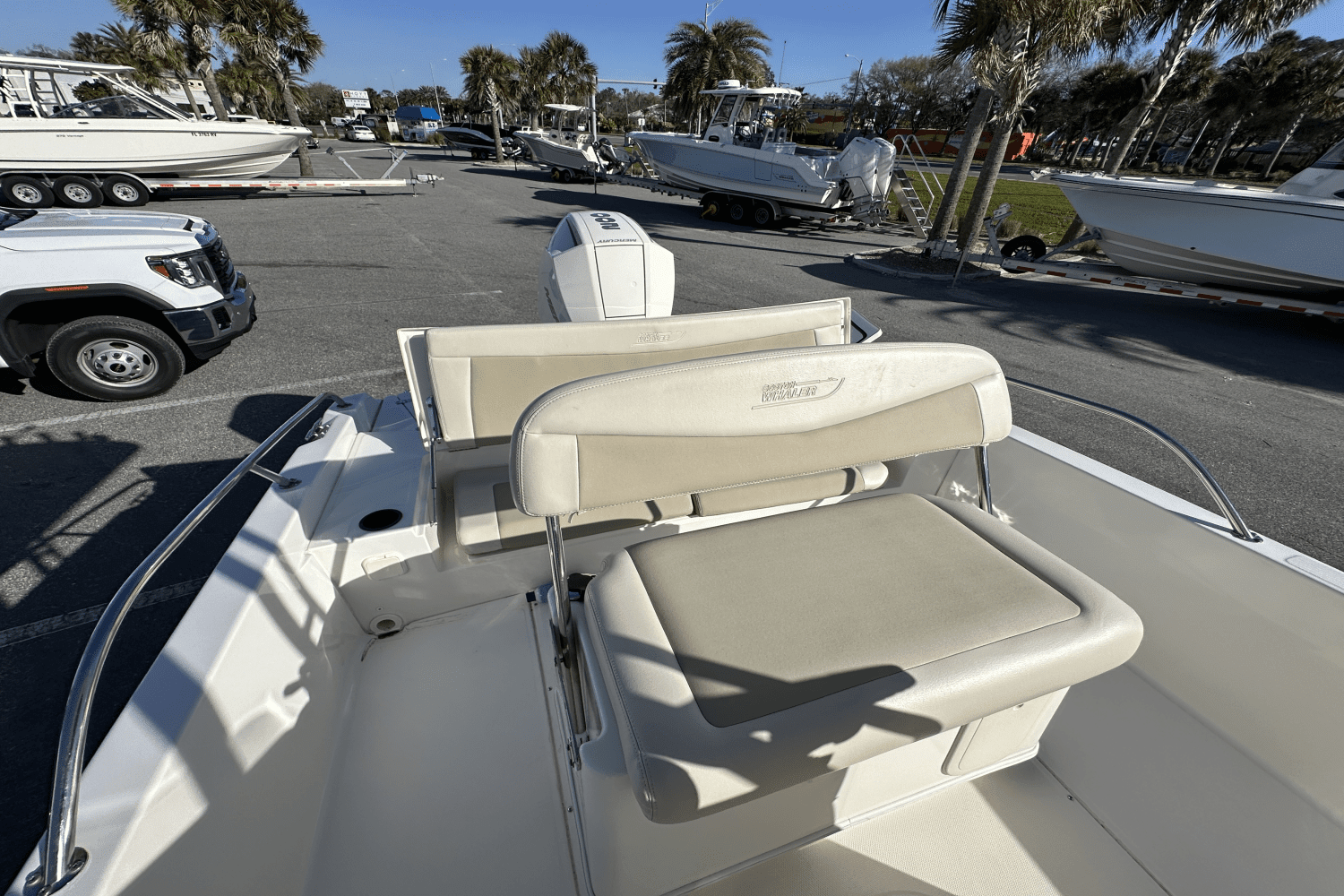 2019 Boston Whaler 210 DAUNTLESS Image Thumbnail #19