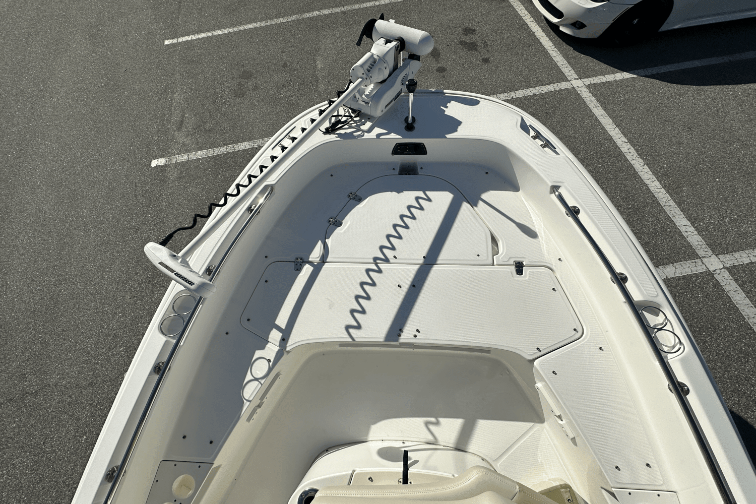 2019 Boston Whaler 210 DAUNTLESS Image Thumbnail #32