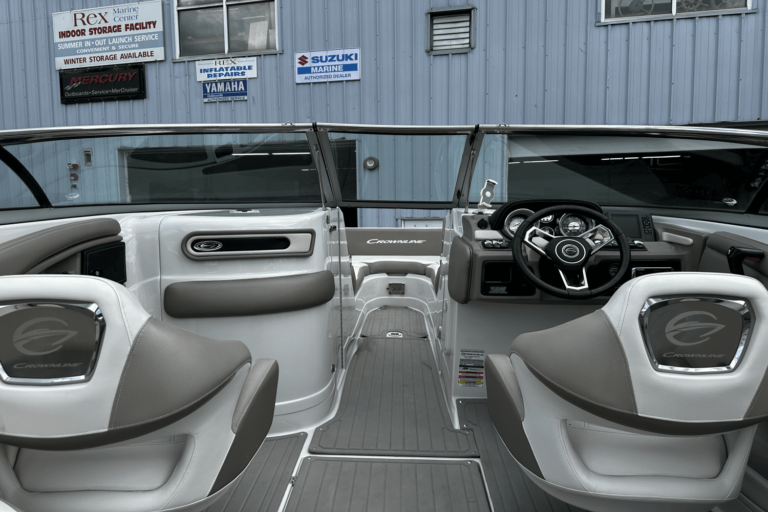 2019 Crownline ECLIPSE E255 XS Image Thumbnail #18