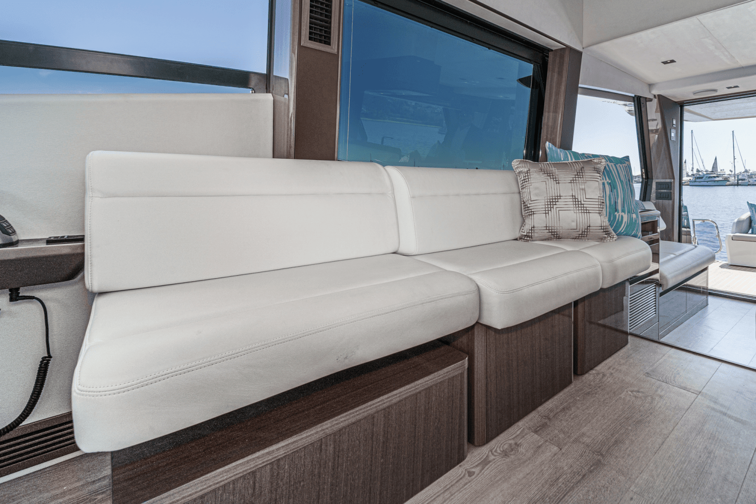 2025 Galeon 500 FLY Image Thumbnail #38