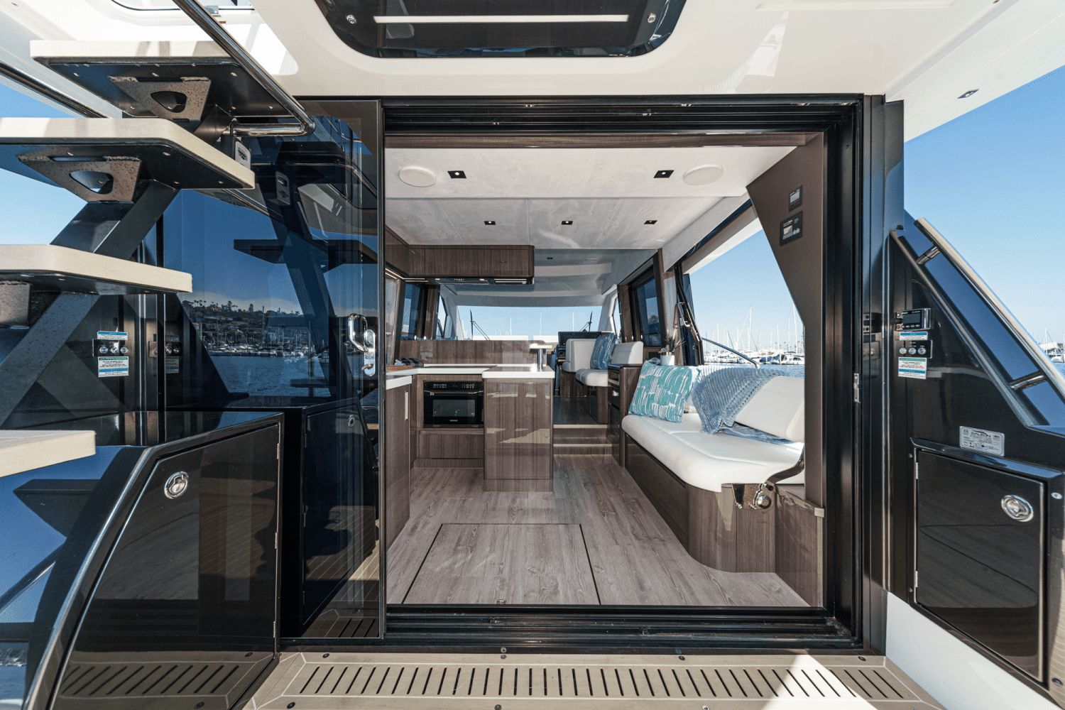 2025 Galeon 500 FLY Image Thumbnail #29