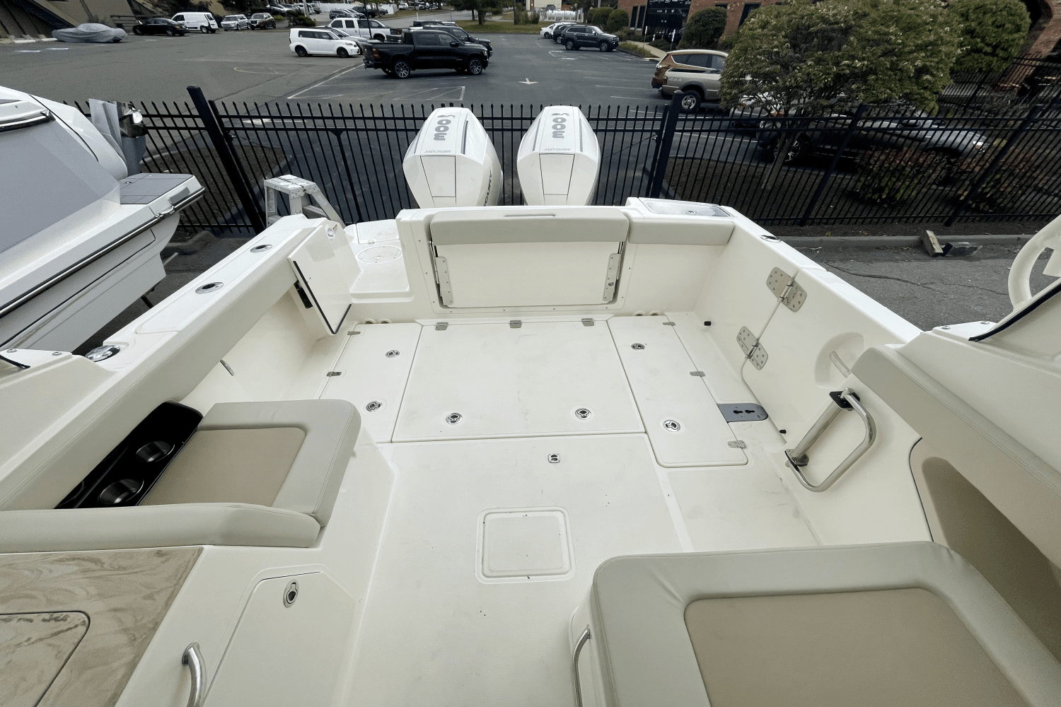 2025 Boston Whaler 280 Vantage Image Thumbnail #9