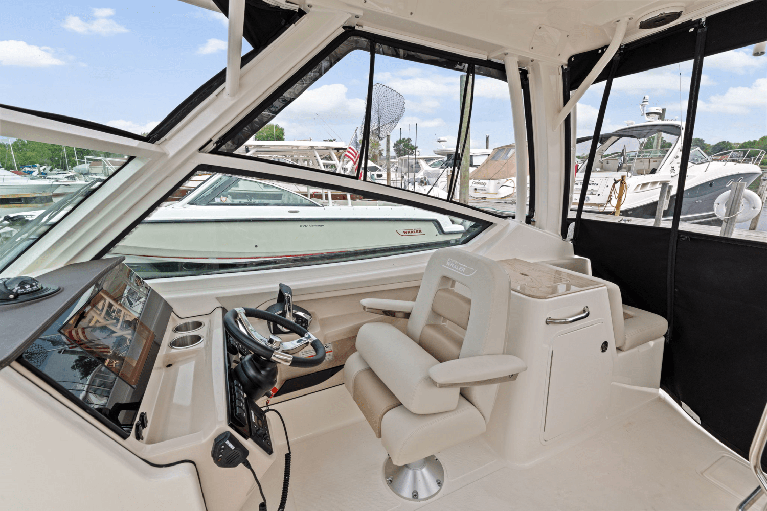 2025 Boston Whaler 280 Vantage Image Thumbnail #15