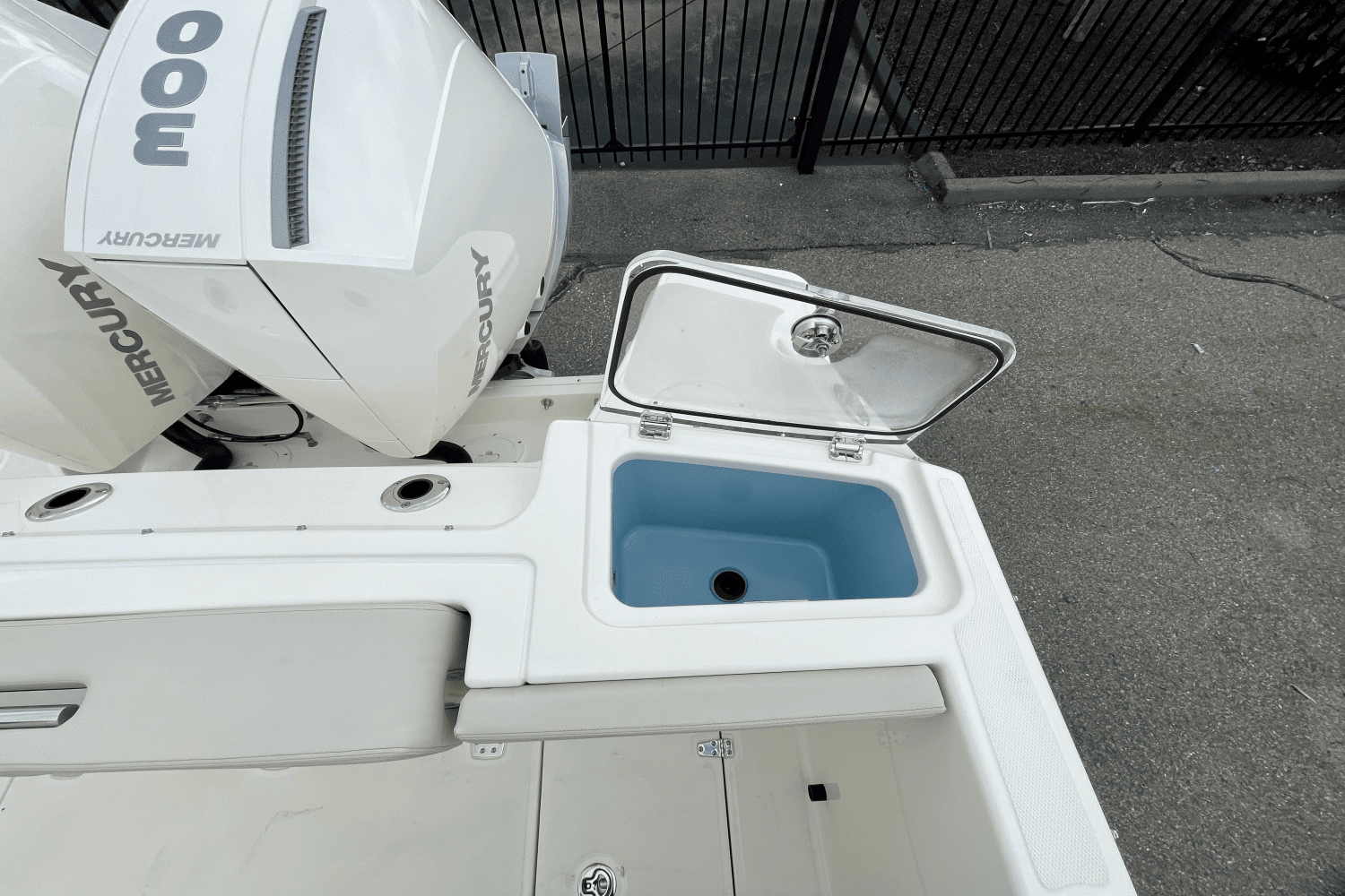 2025 Boston Whaler 280 Vantage Image Thumbnail #8