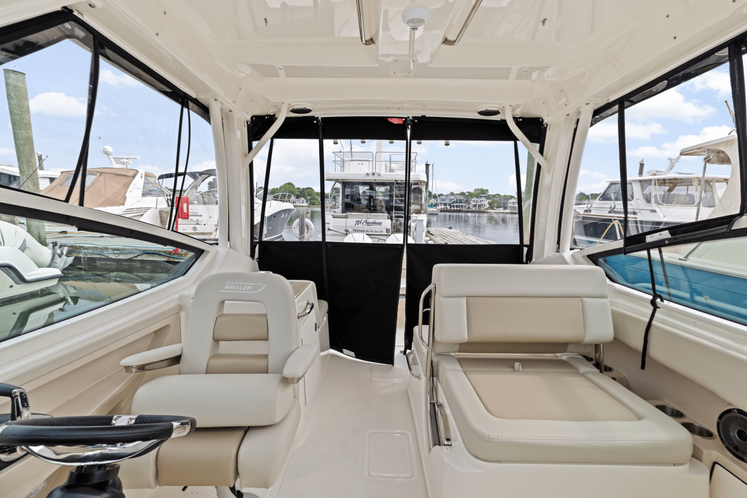 2025 Boston Whaler 280 Vantage Image Thumbnail #20