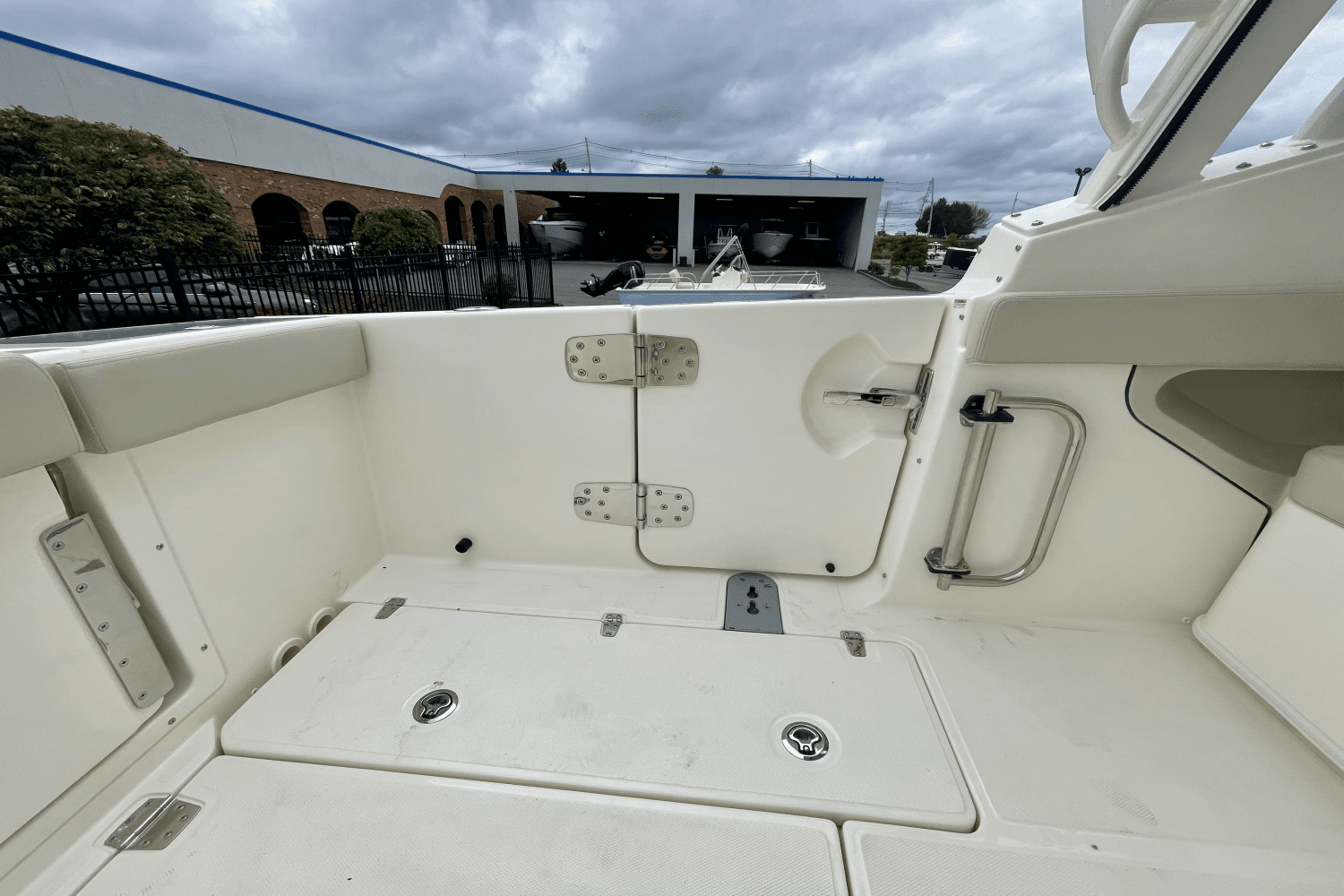 2025 Boston Whaler 280 Vantage Image Thumbnail #11