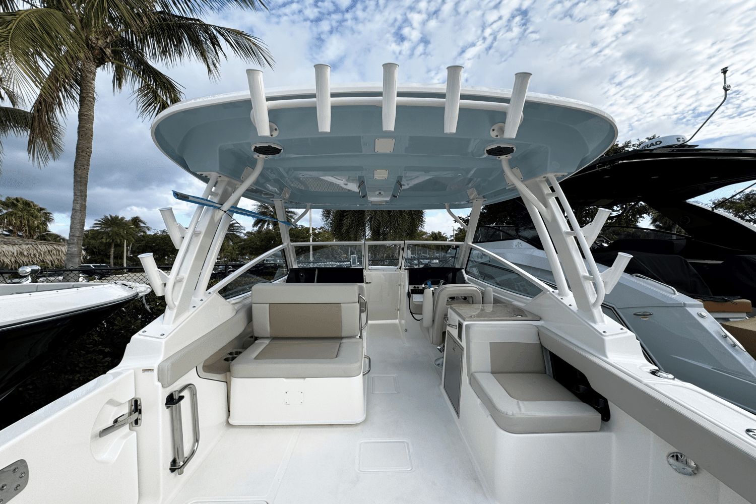 2025 Boston Whaler 280 Vantage Image Thumbnail #1