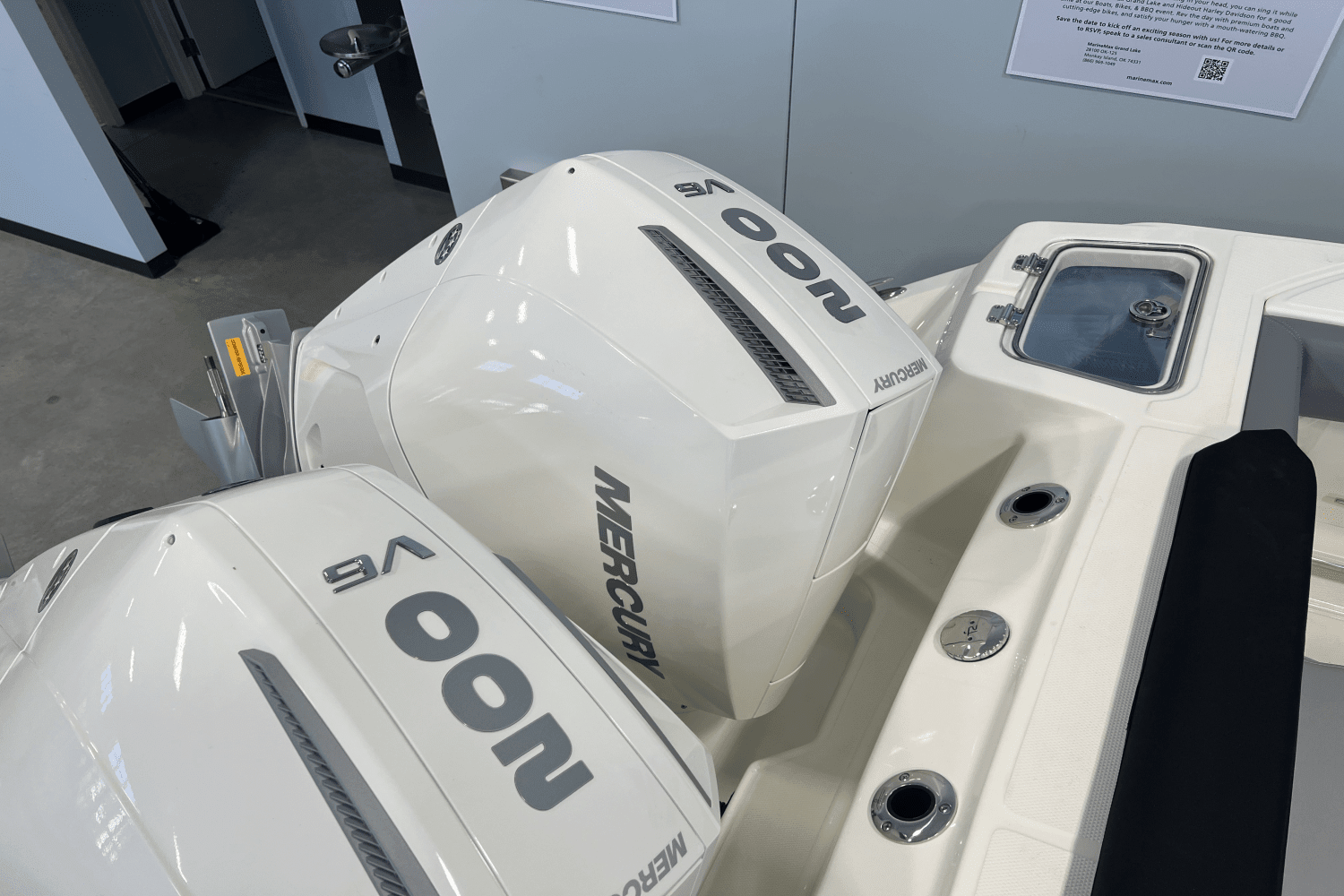 2025 Boston Whaler 250 Outrage Image Thumbnail #7