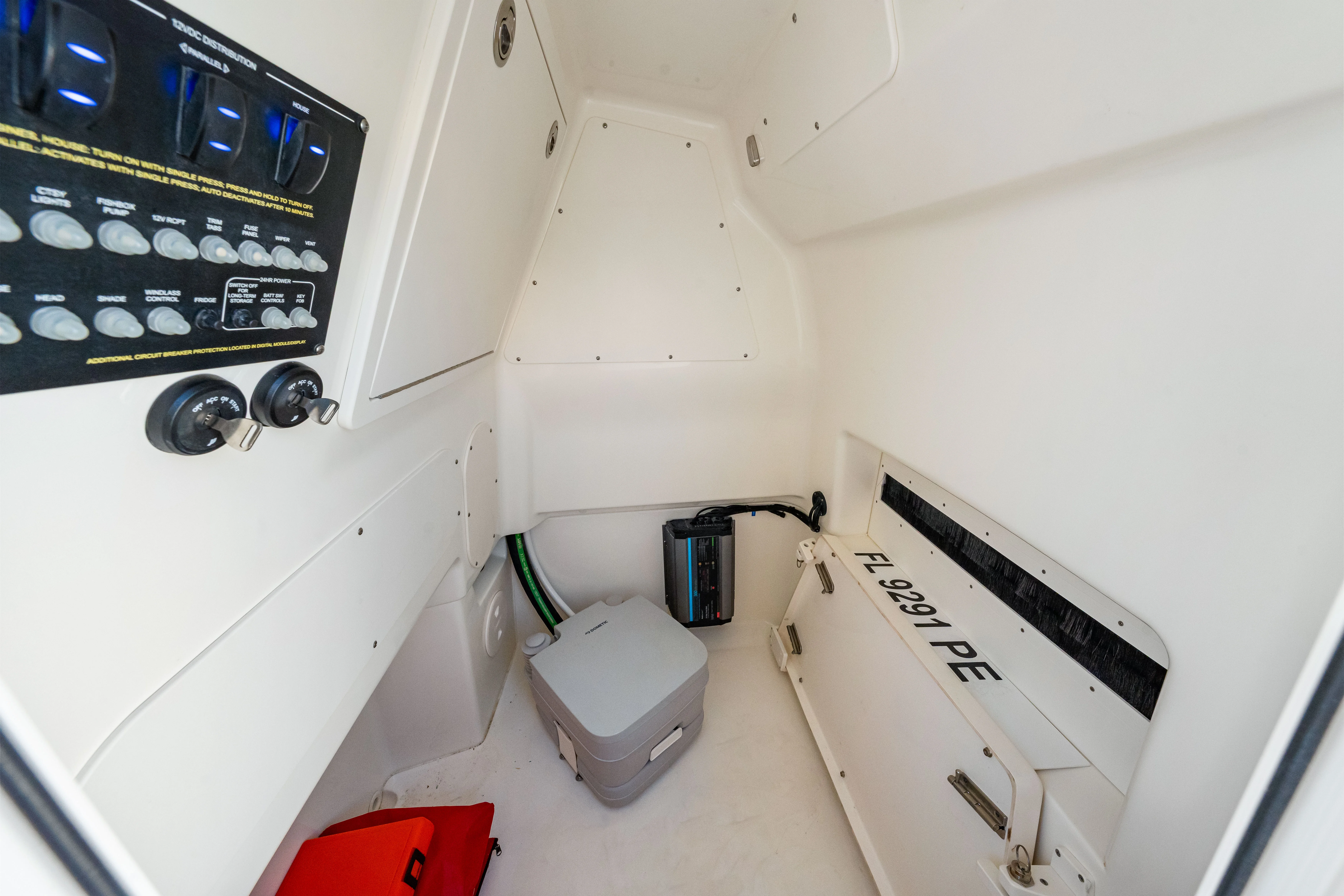 2025 Boston Whaler 280 Dauntless Image Thumbnail #32