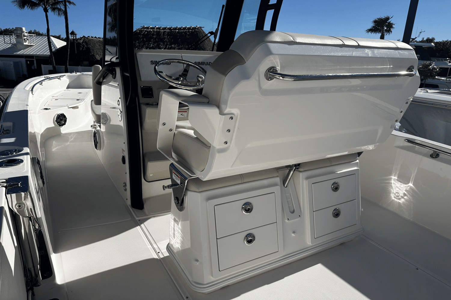 2025 Boston Whaler 280 Dauntless Image Thumbnail #16