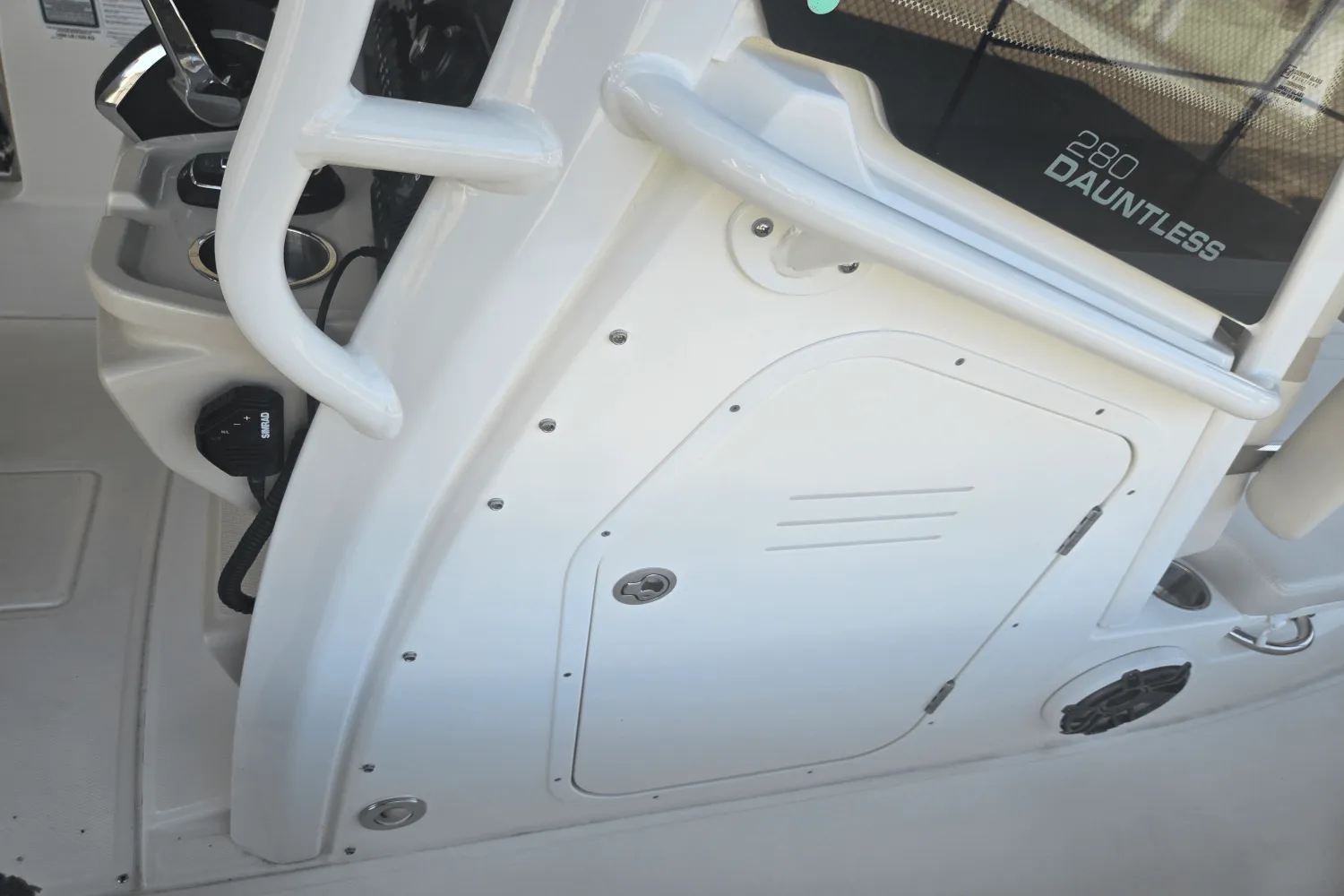 2025 Boston Whaler 280 Dauntless Image Thumbnail #24