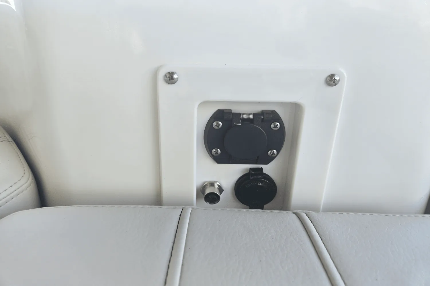 2025 Boston Whaler 280 Dauntless Image Thumbnail #36