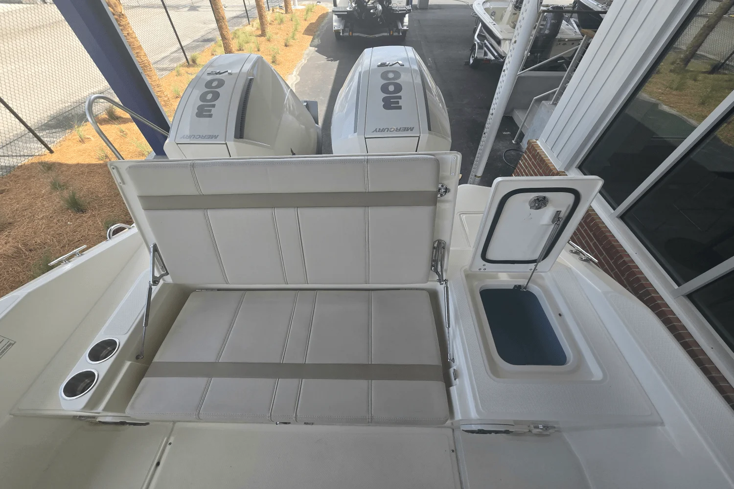 2025 Boston Whaler 280 Dauntless Image Thumbnail #7