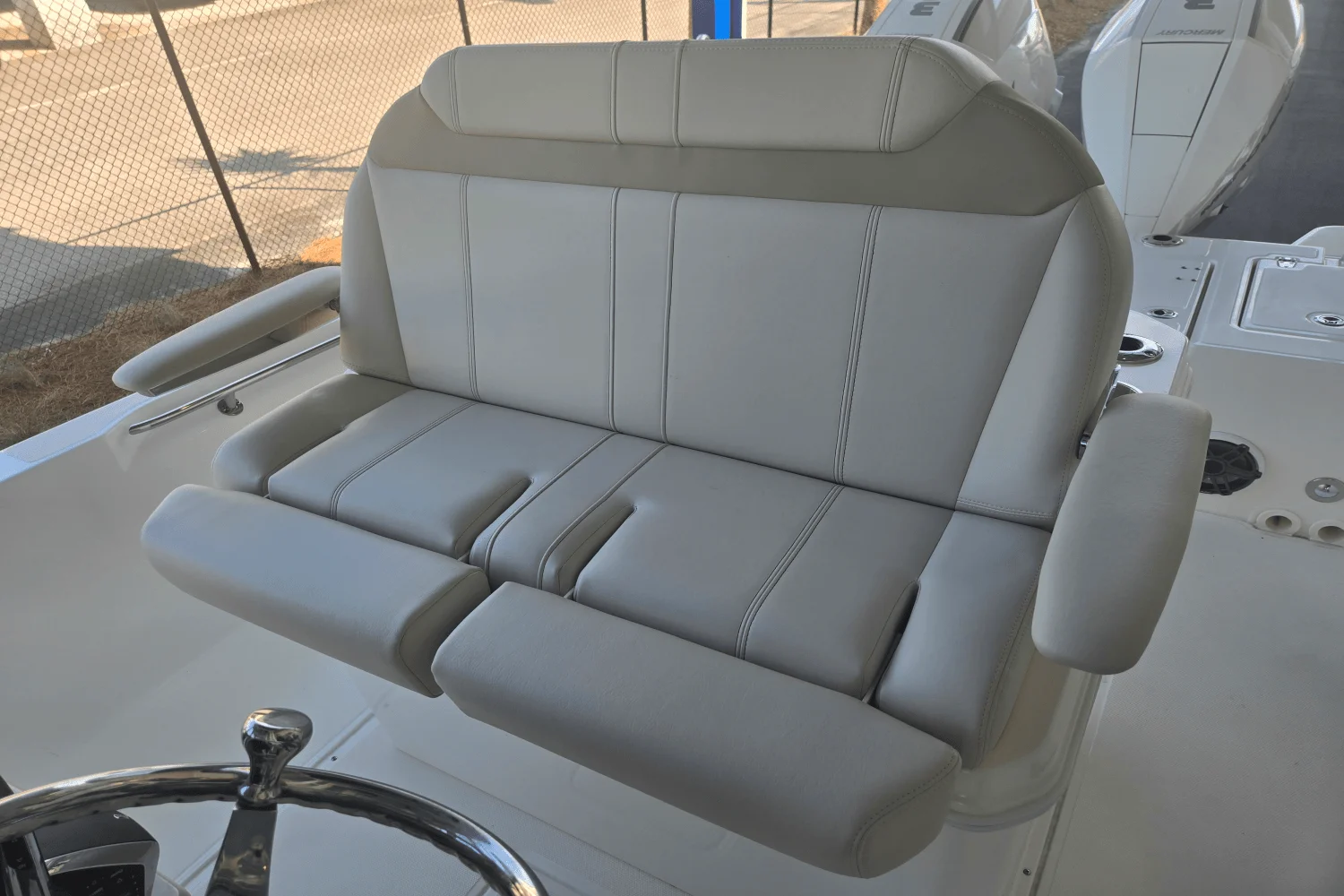 2025 Boston Whaler 280 Dauntless Image Thumbnail #20