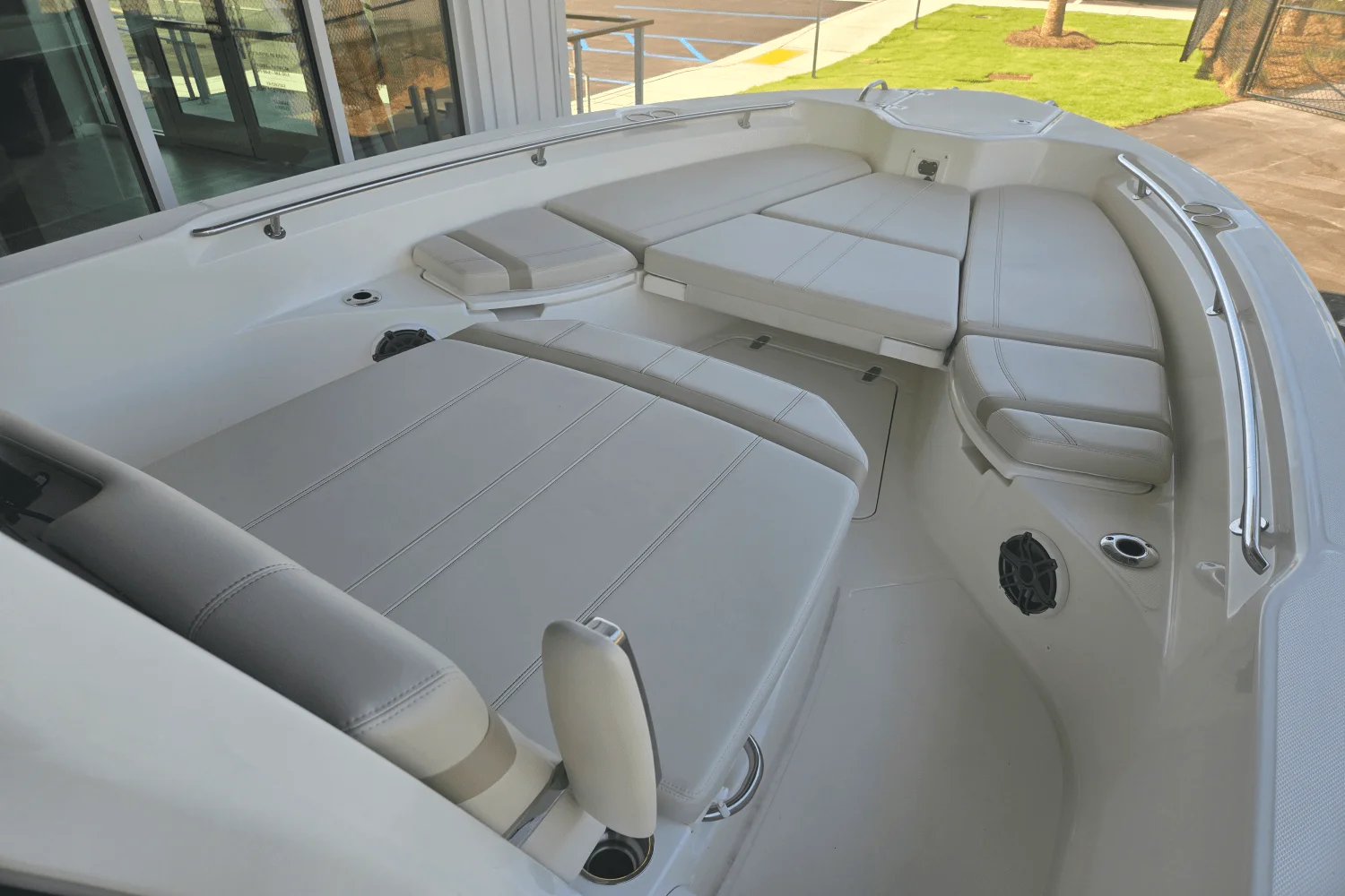 2025 Boston Whaler 280 Dauntless Image Thumbnail #28