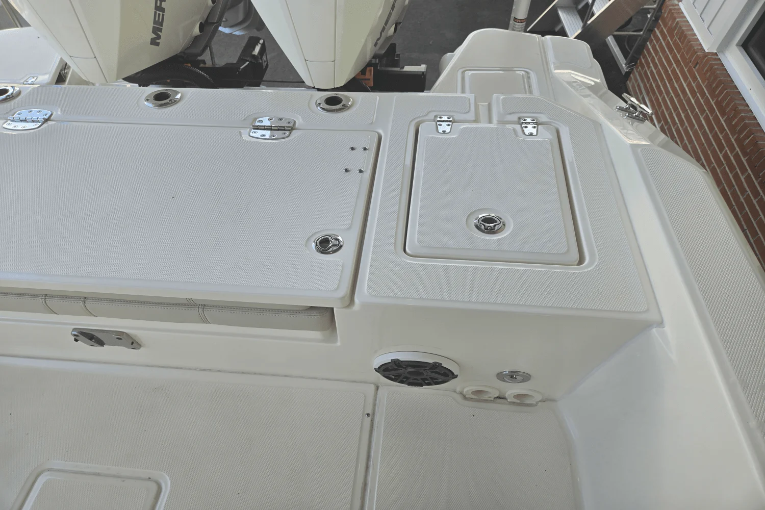 2025 Boston Whaler 280 Dauntless Image Thumbnail #8