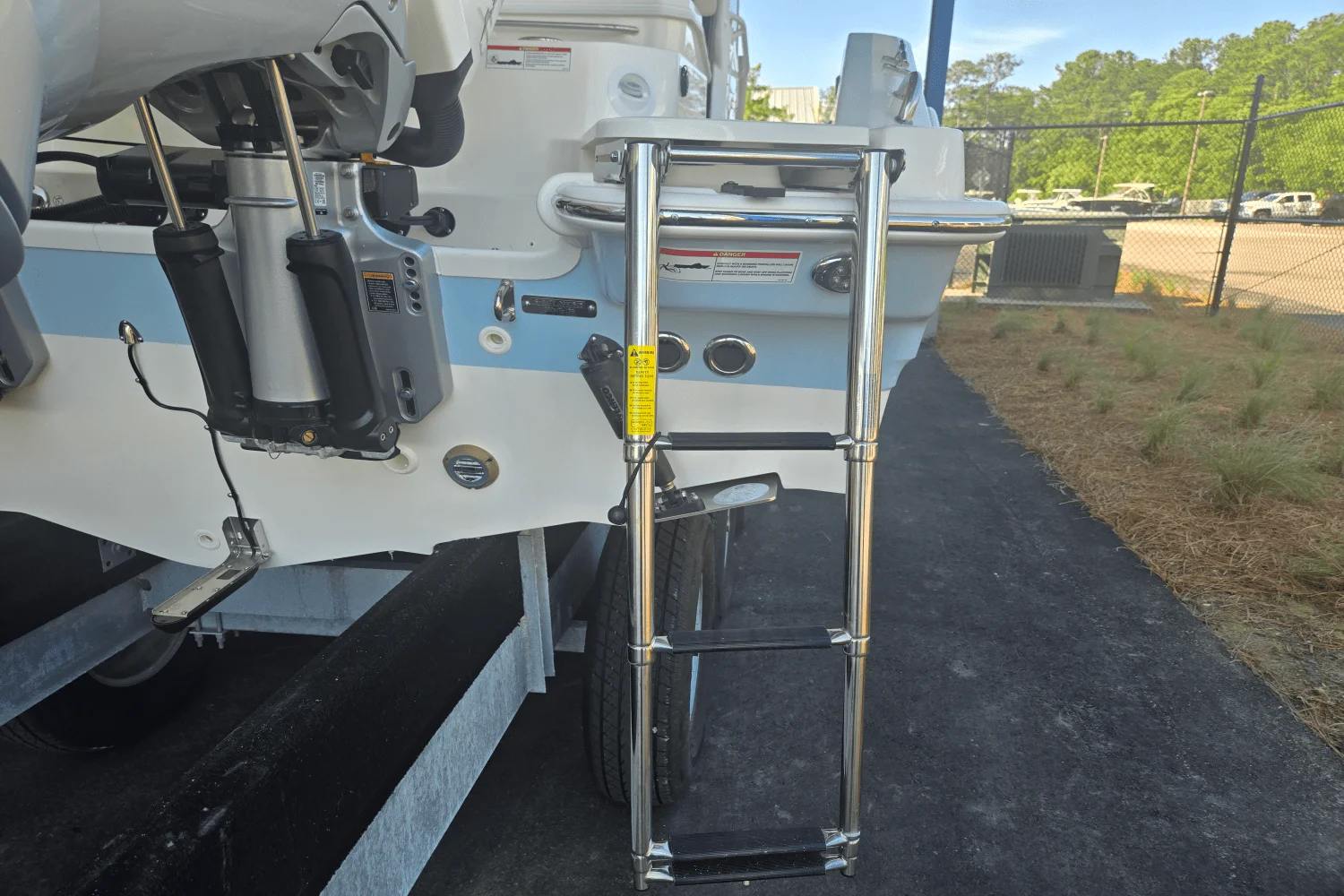 2025 Boston Whaler 280 Dauntless Image Thumbnail #2