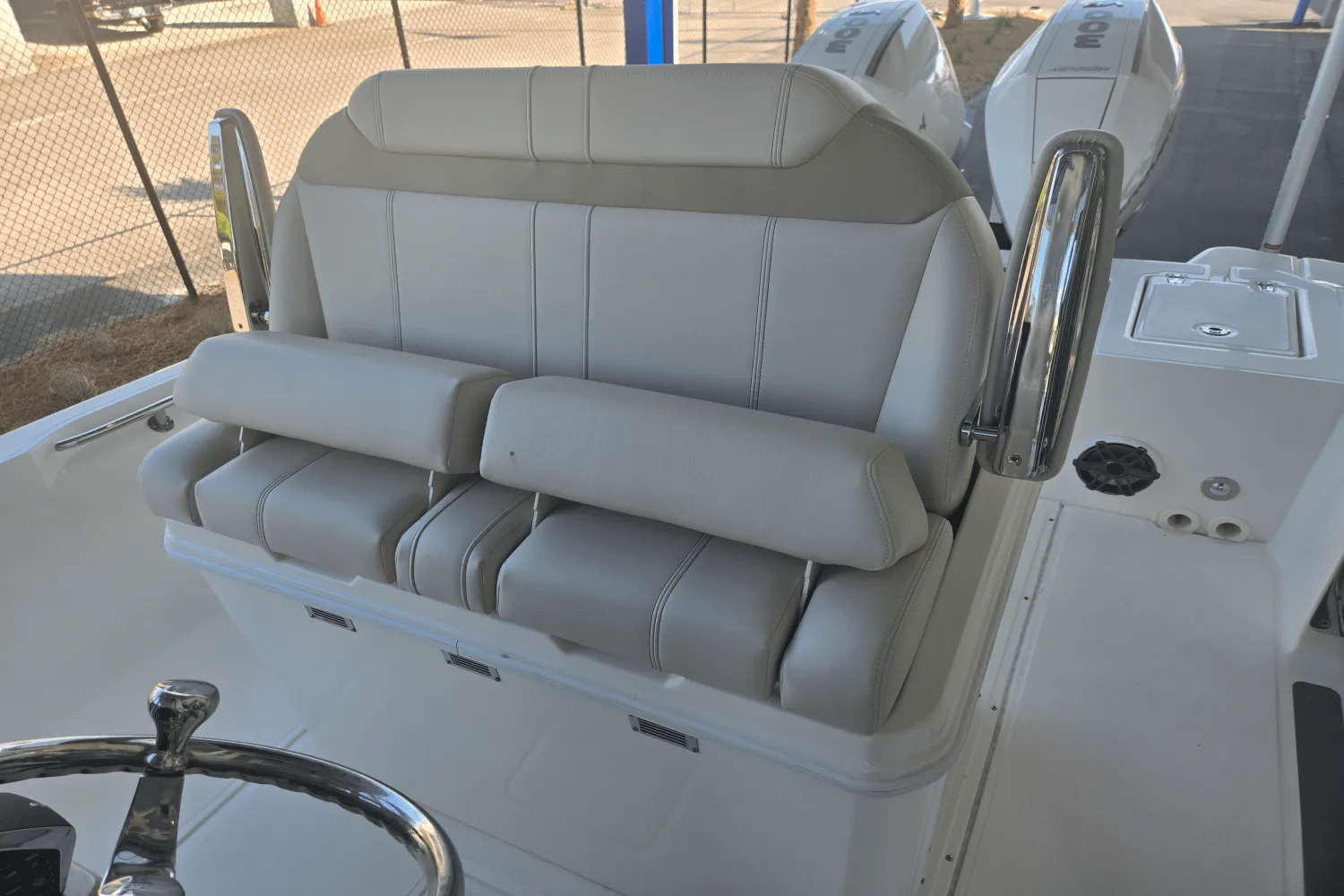 2025 Boston Whaler 280 Dauntless Image Thumbnail #21