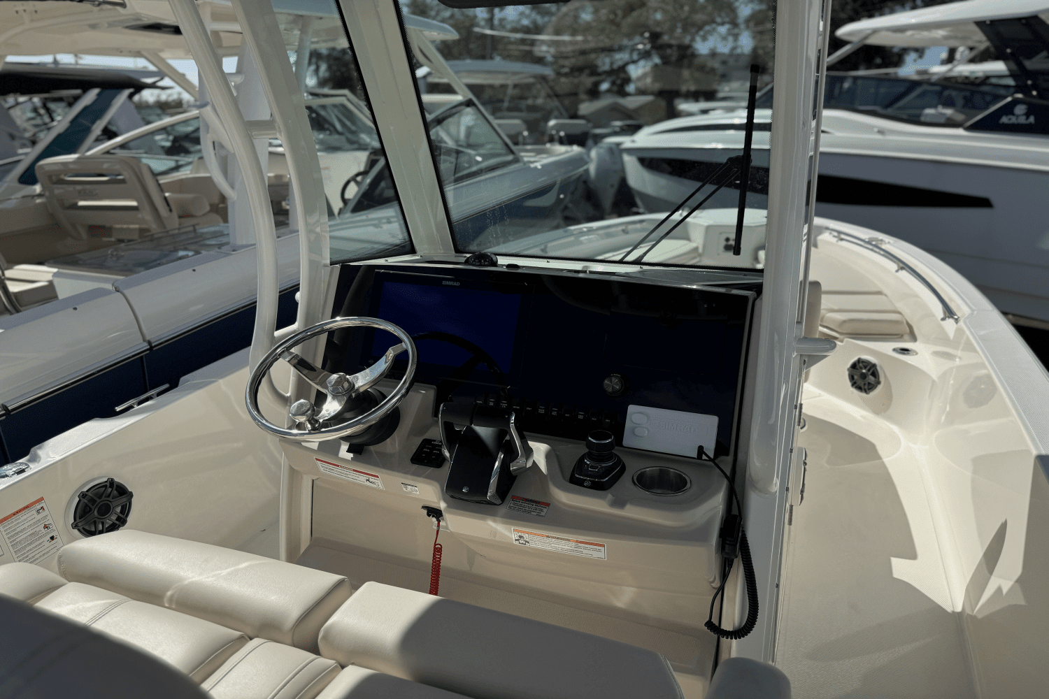 2025 Boston Whaler 280 Dauntless Image Thumbnail #6