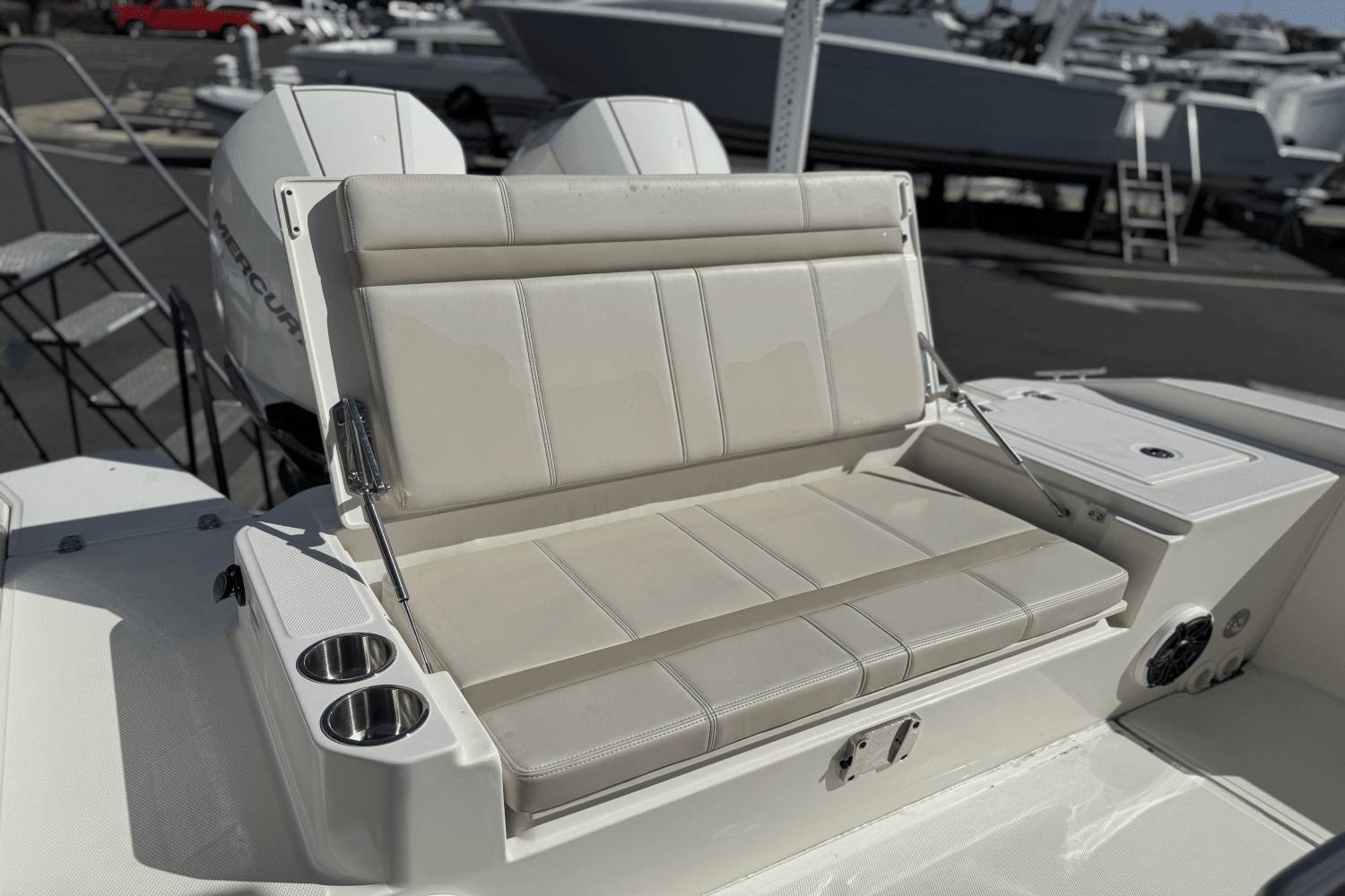 2025 Boston Whaler 280 Dauntless Image Thumbnail #18