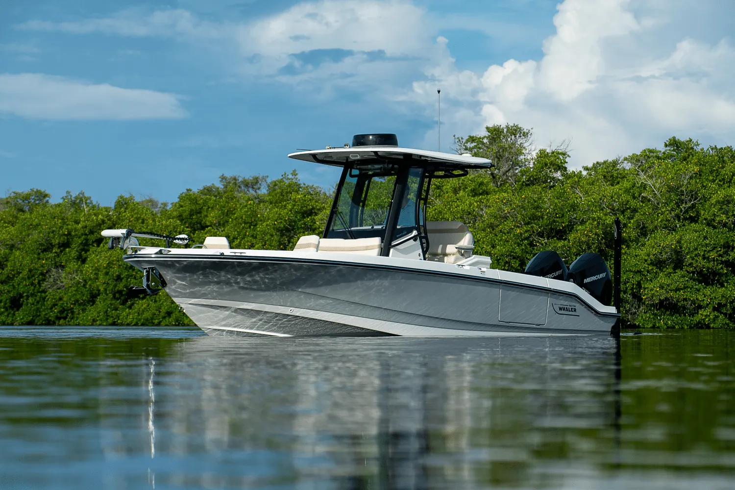 2025 Boston Whaler 280 Dauntless Image Thumbnail #2