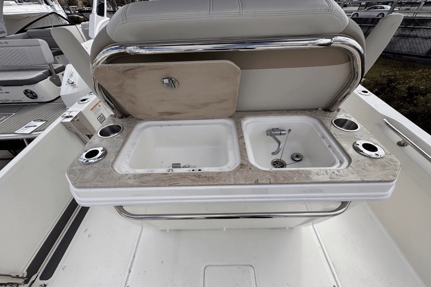 2025 Boston Whaler 280 Dauntless Image Thumbnail #9