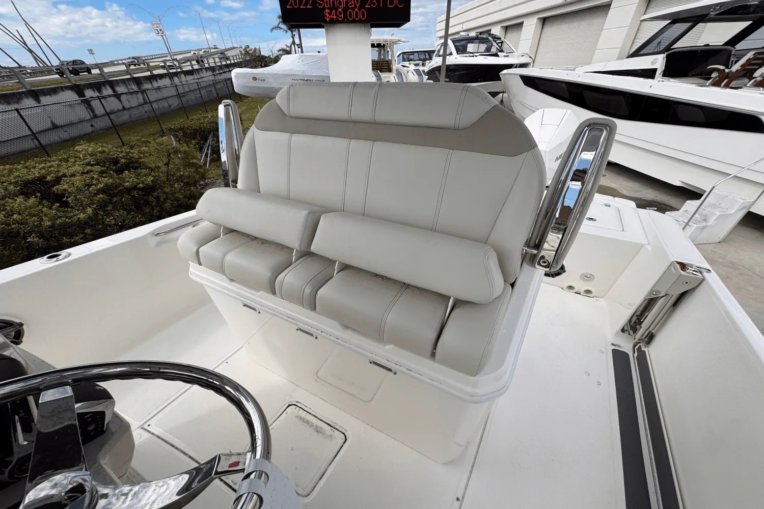 2025 Boston Whaler 280 Dauntless Image Thumbnail #10